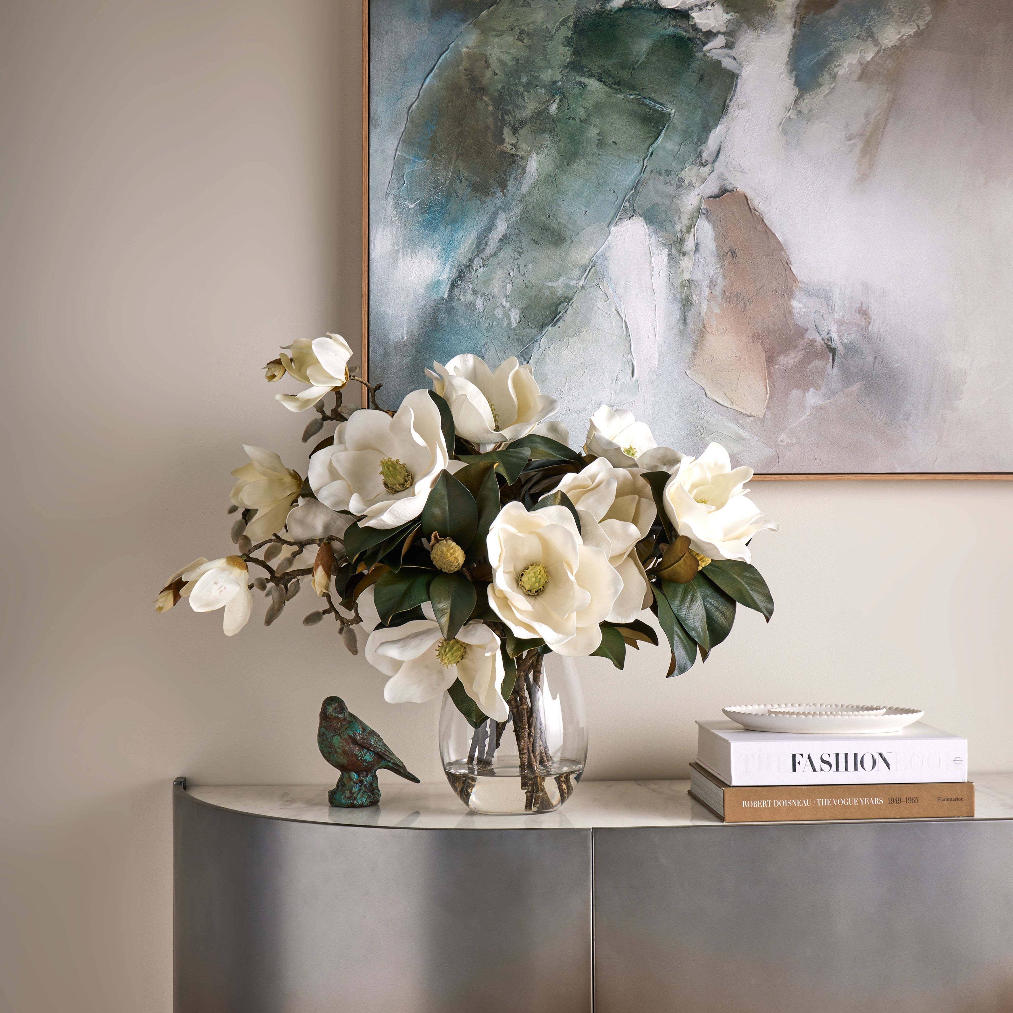 Rogue Magnolia Grandiflora - Claire Vase