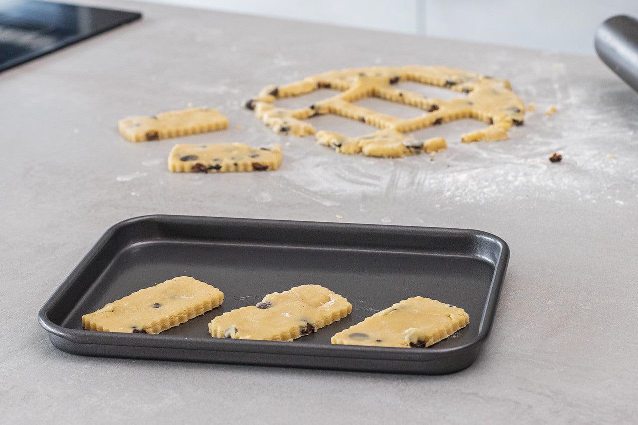 MasterCraft Non Stick Baking Tray 24 x 18cm