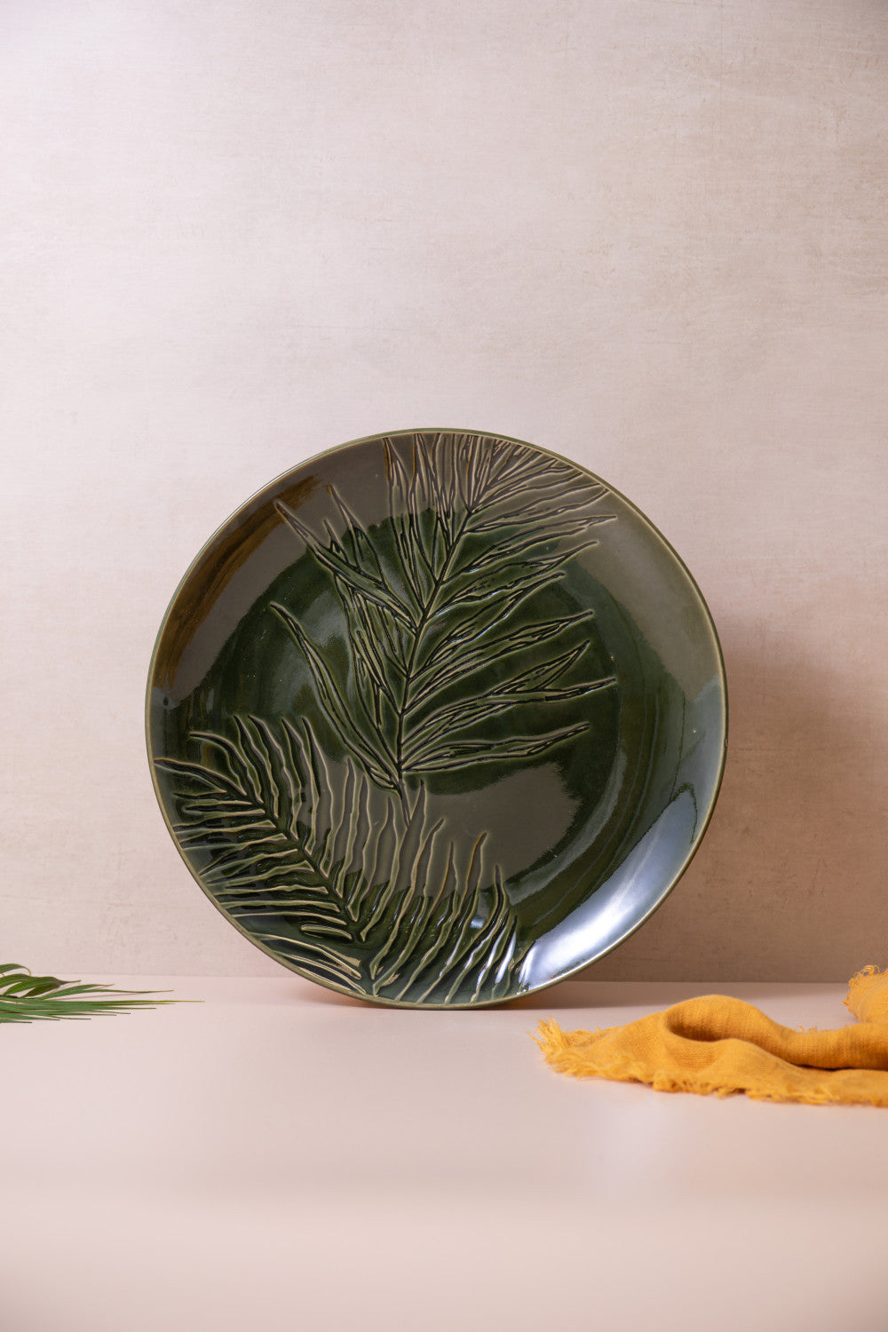 Mikasa Jardin Stoneware Round Serving Platter 35cm (Green)