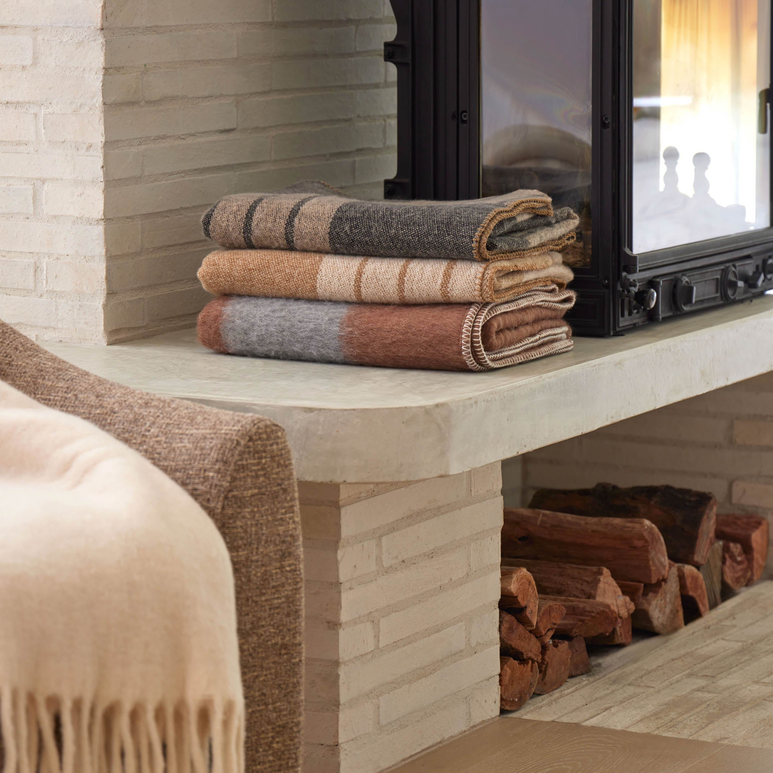 Amalfi Wells Chair Brown & Taupe