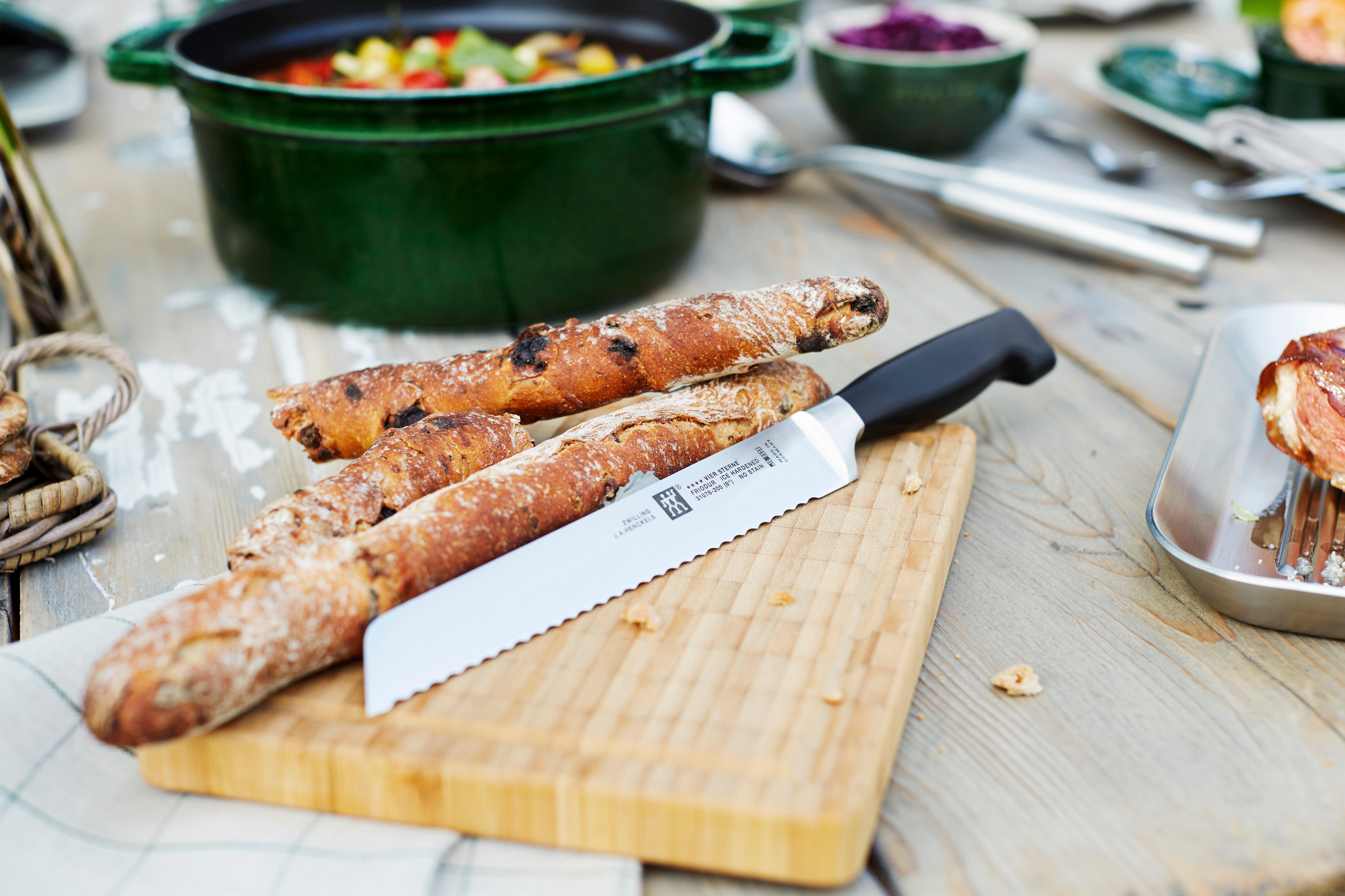 Staub Round Cocotte – 24cm Basil Green