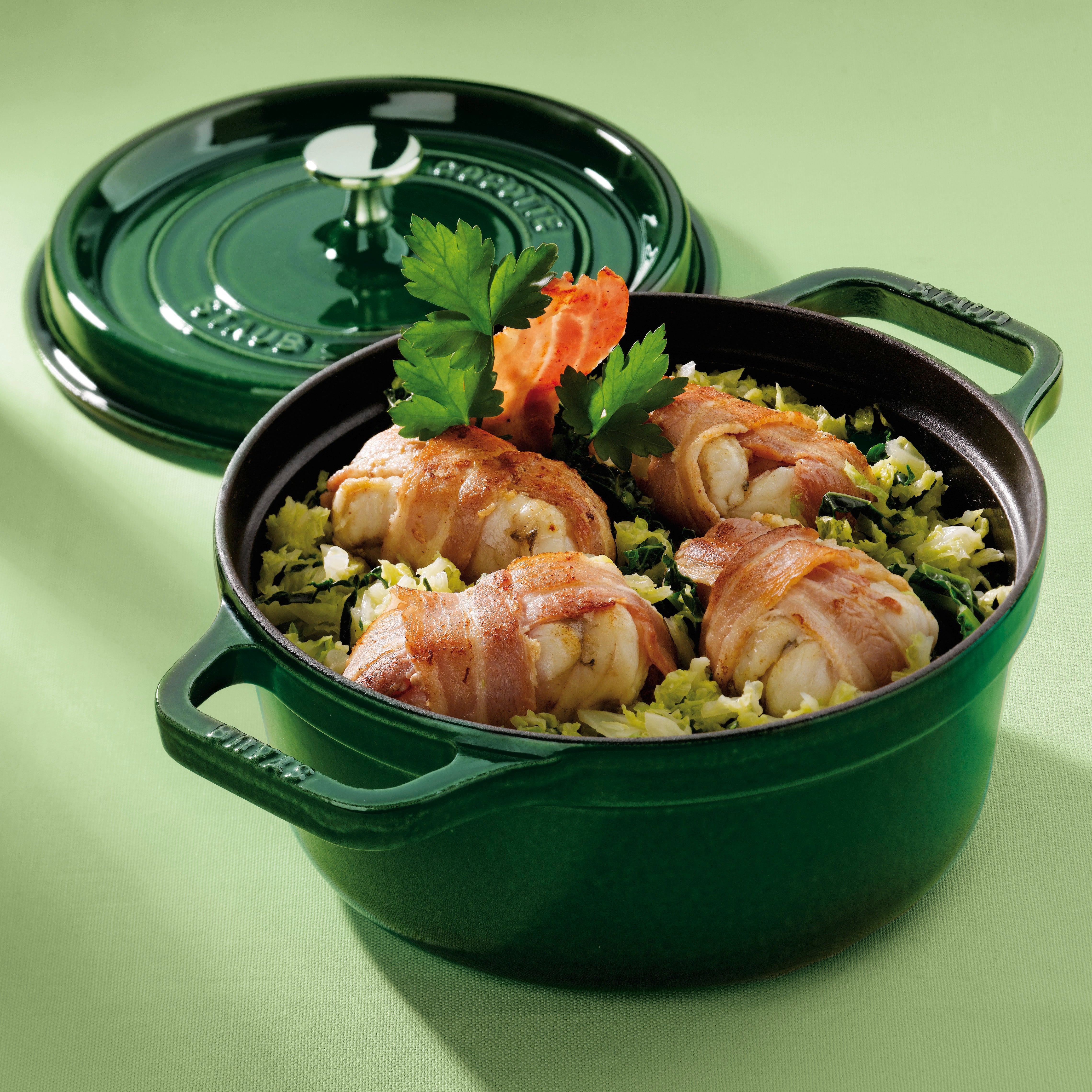 Staub Round Cocotte – 18cm Basil Green