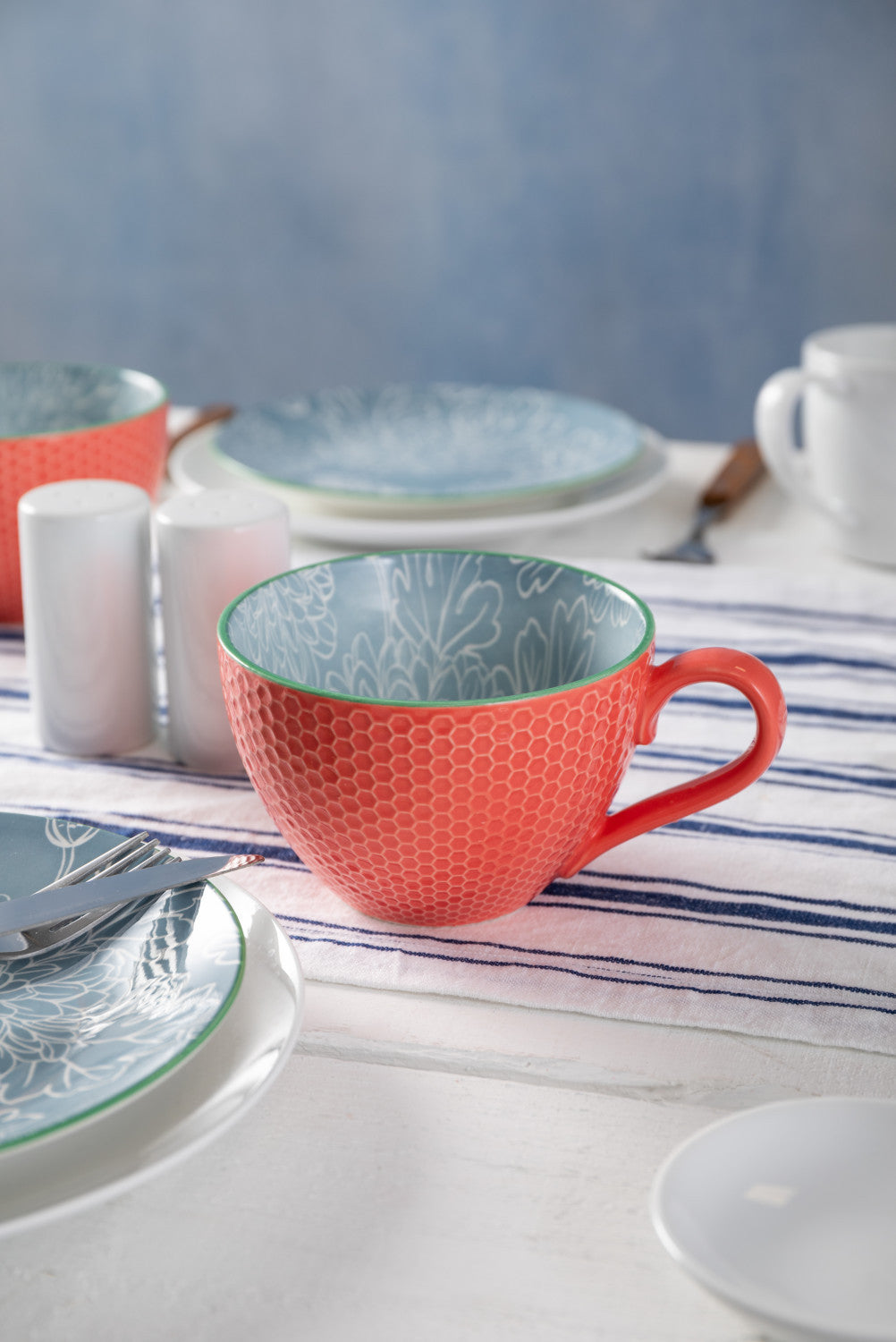 Mikasa Stoneware Mug 330ml (Grey Floral)