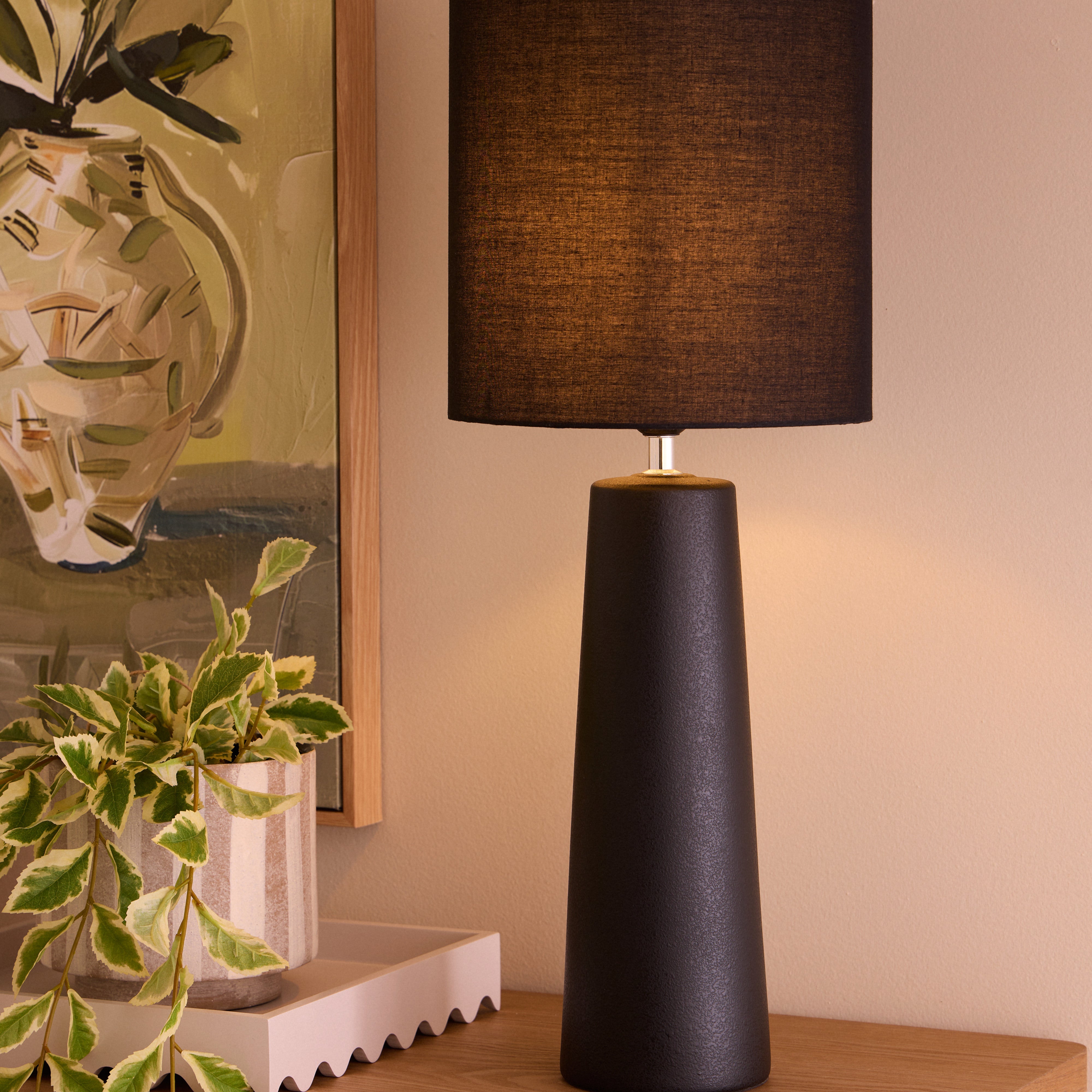 Amalfi Kent Table Lamp Black