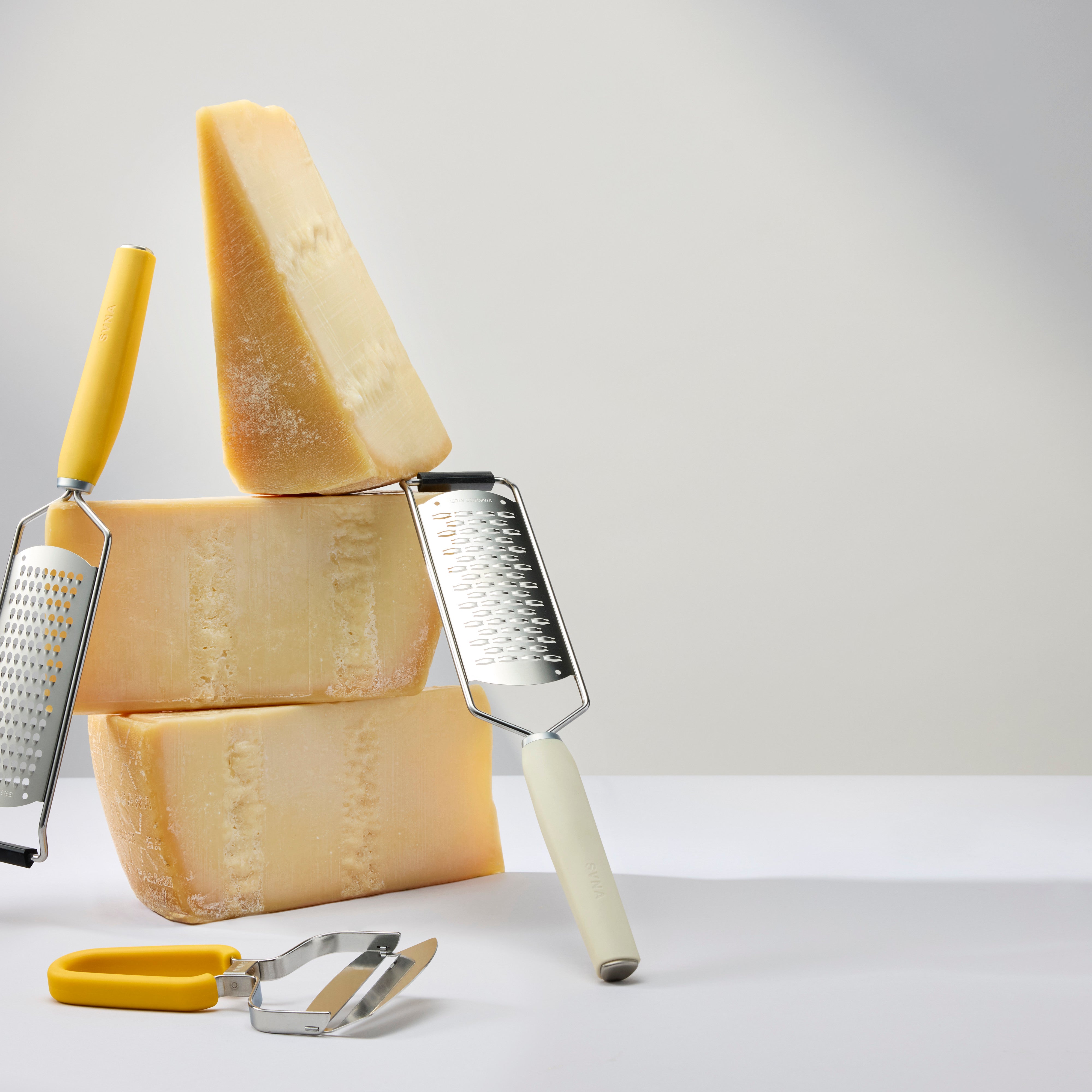 SVNA Premium Stainless Steel Acid Etched Ribbon Grater Cream