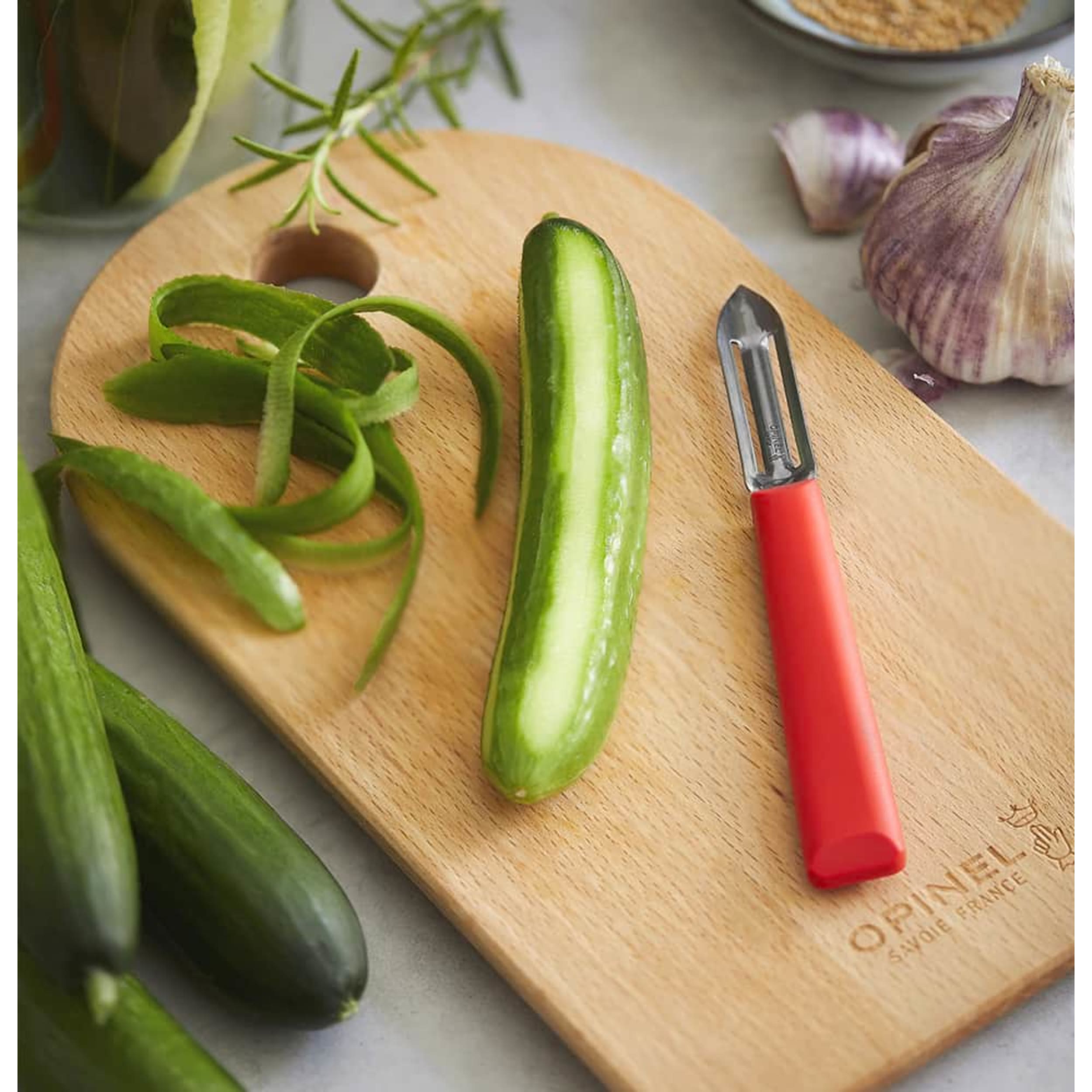Opinel Les Essentiels Plus No.315 Peeler Green