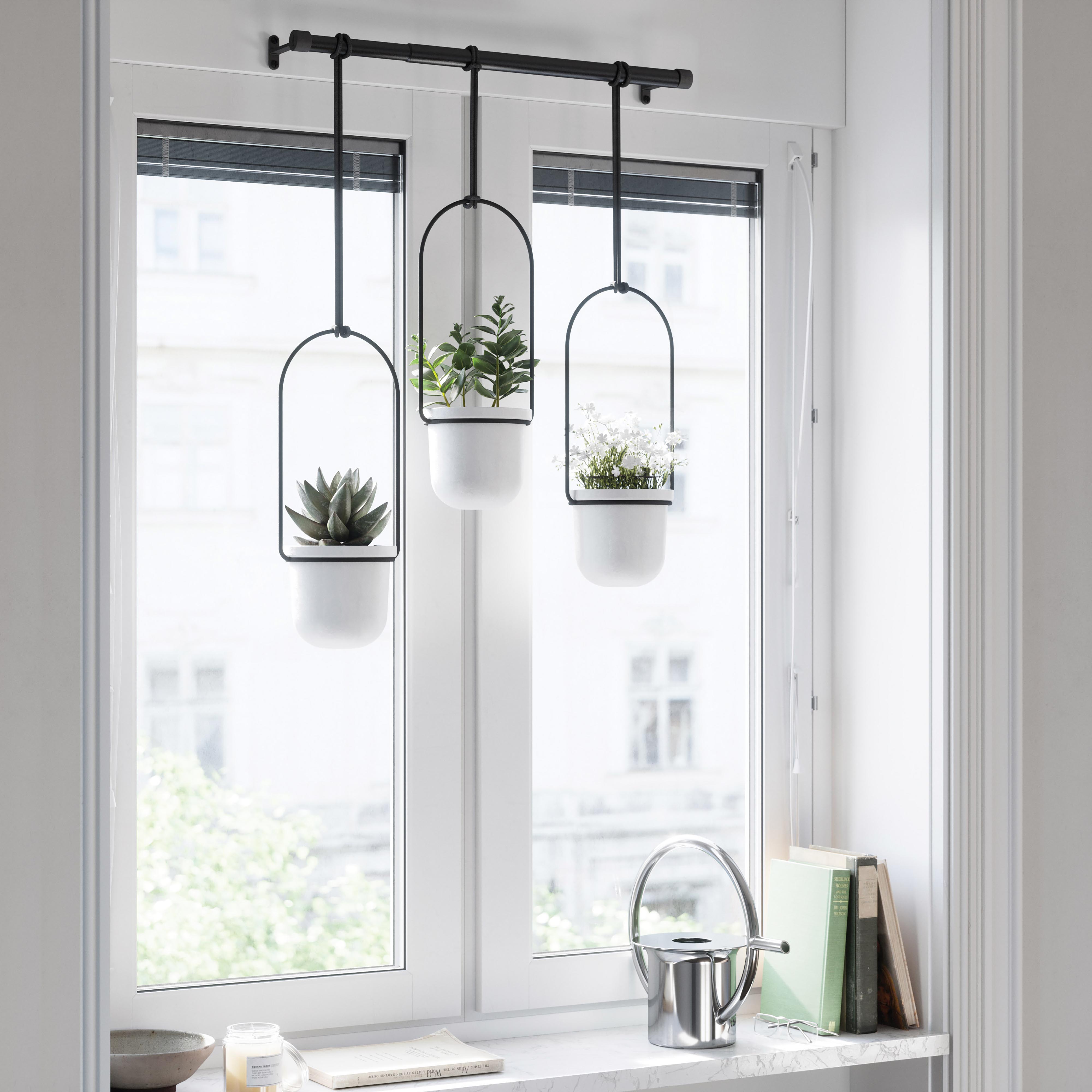 Umbra Triflora Hanging Planter White & Black