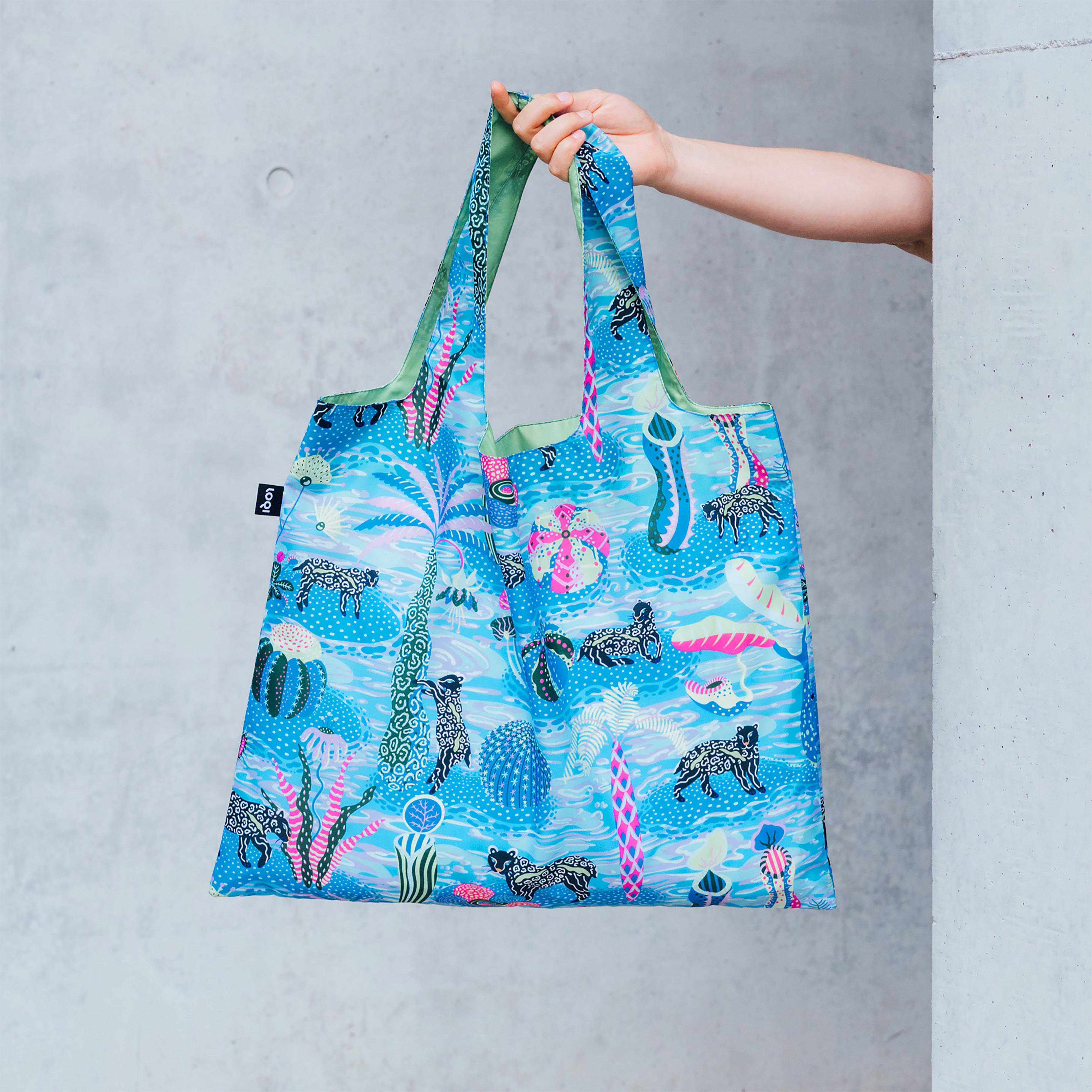 LOQI Sam Wilde Quandry Quagmire Tote Bag