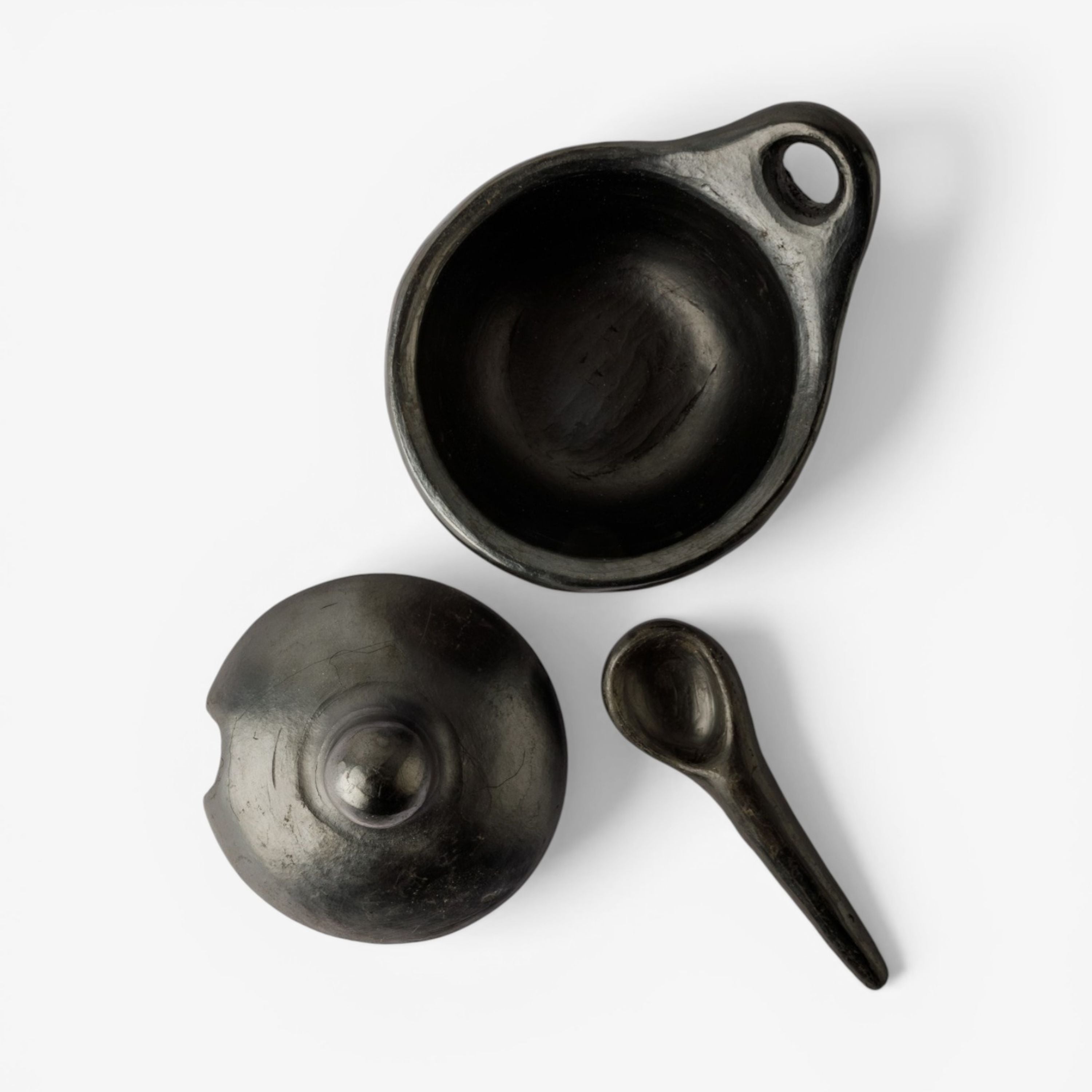 French Country La Chamba Sauceboat with Lid and Spoon (3 Piece Set)