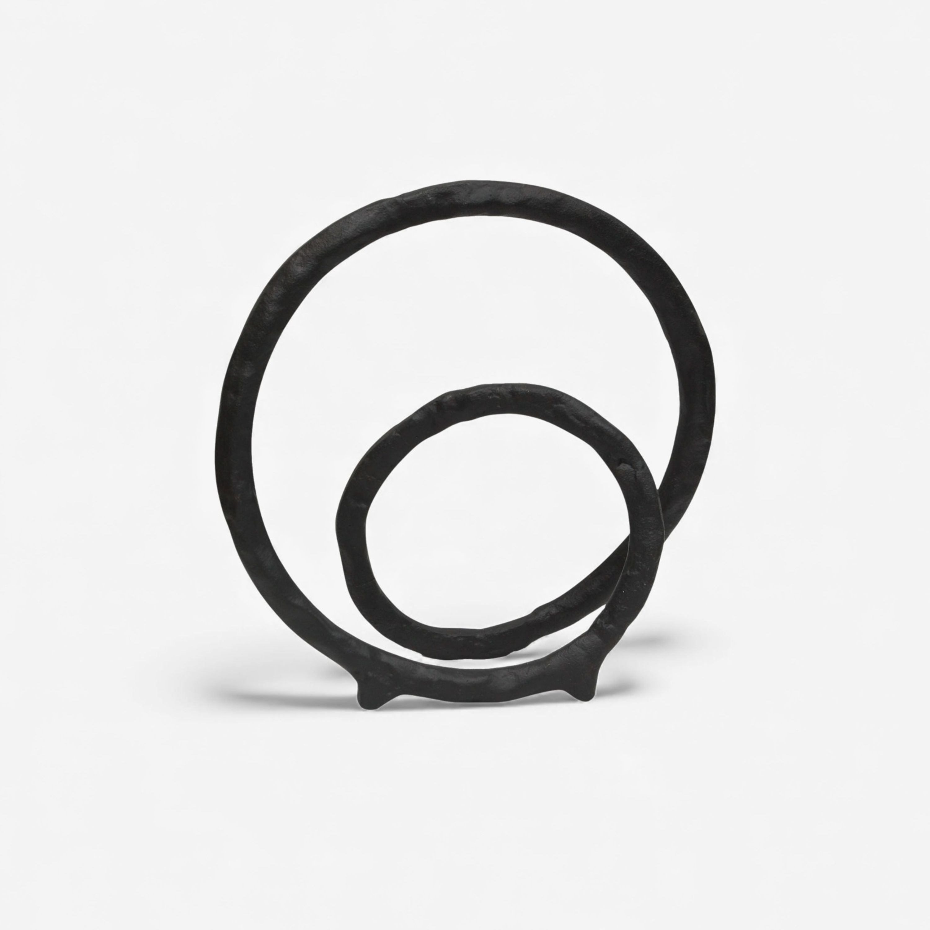 French Country Decorative Loop Round