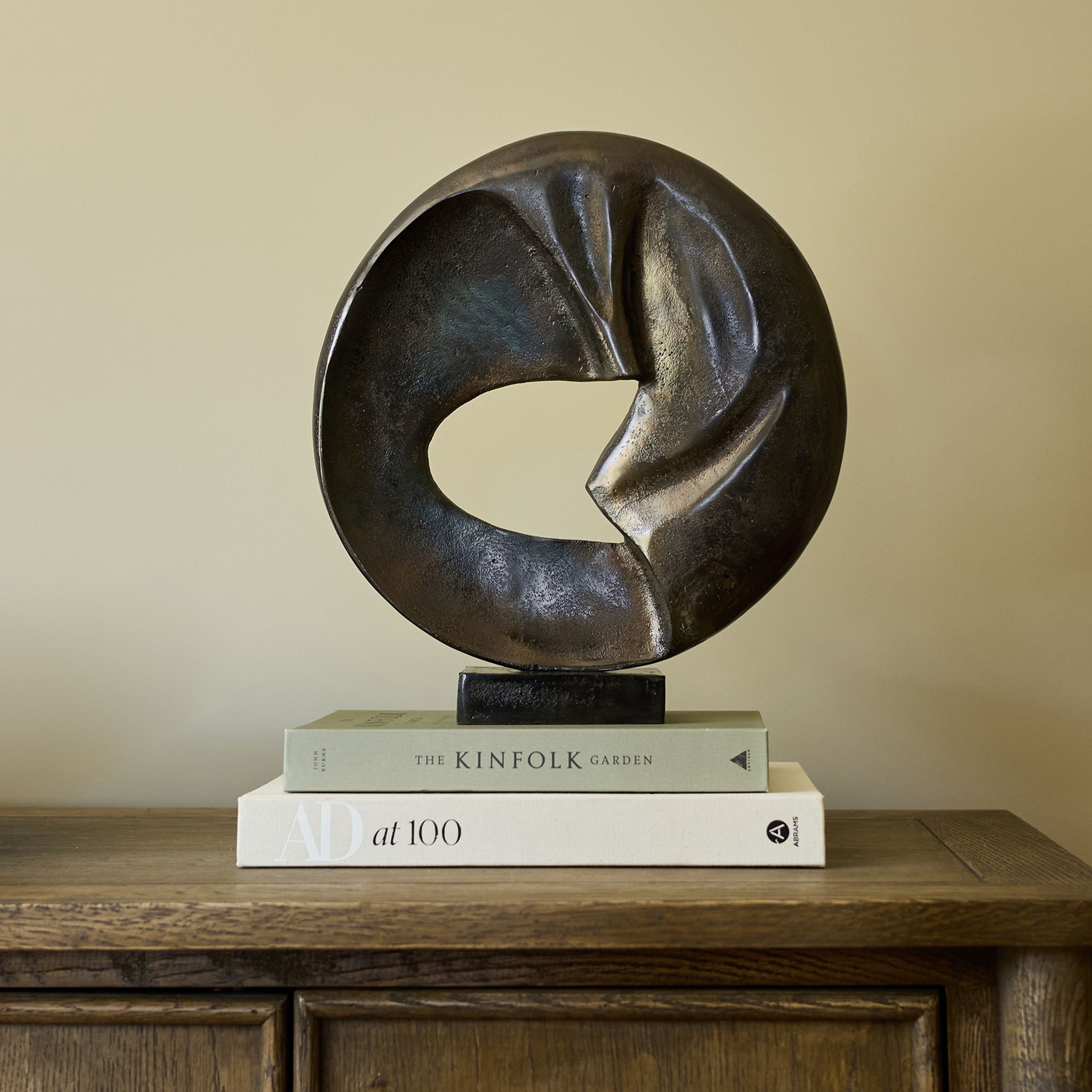 French Country Sculpture Oxy Black