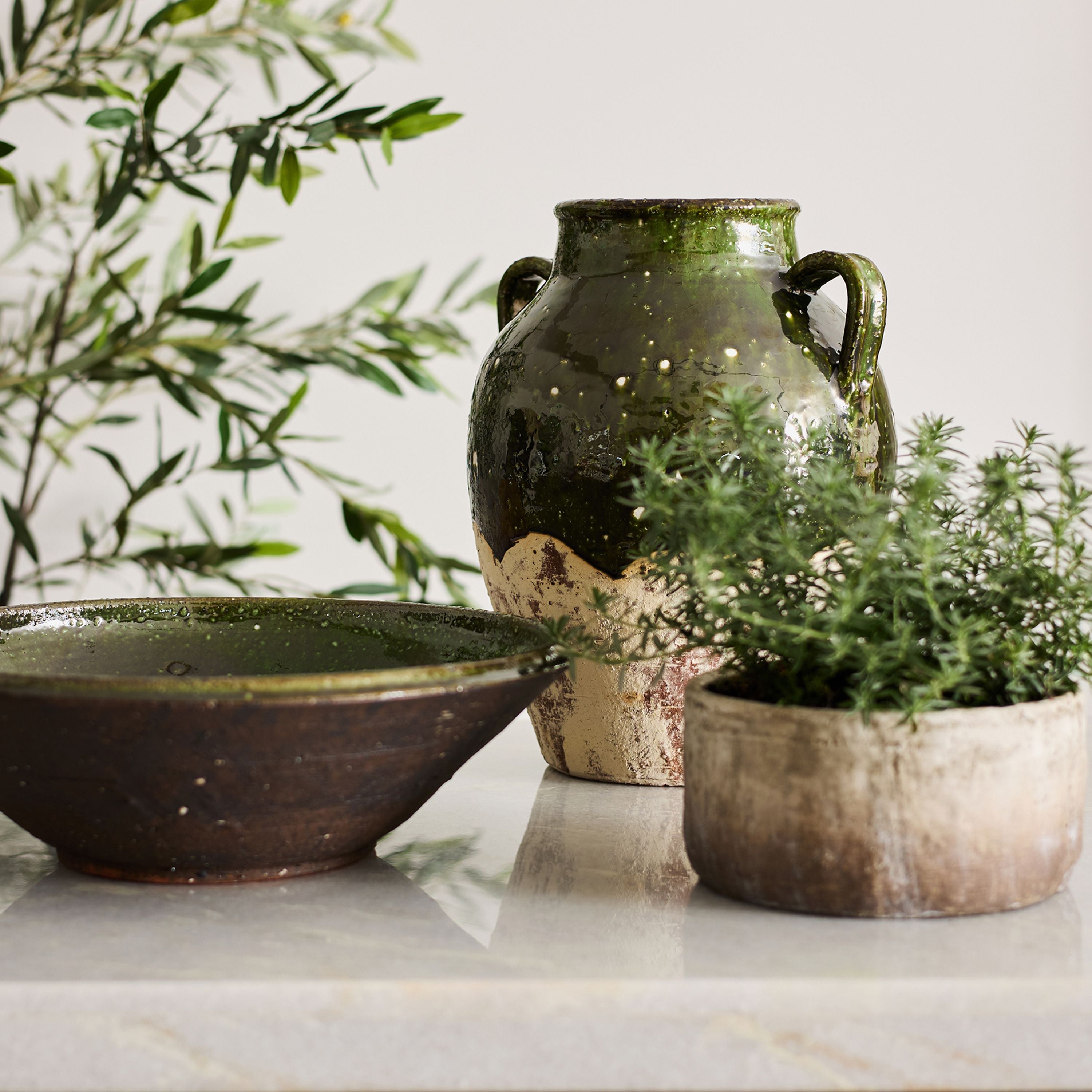 French Country Romano Urn