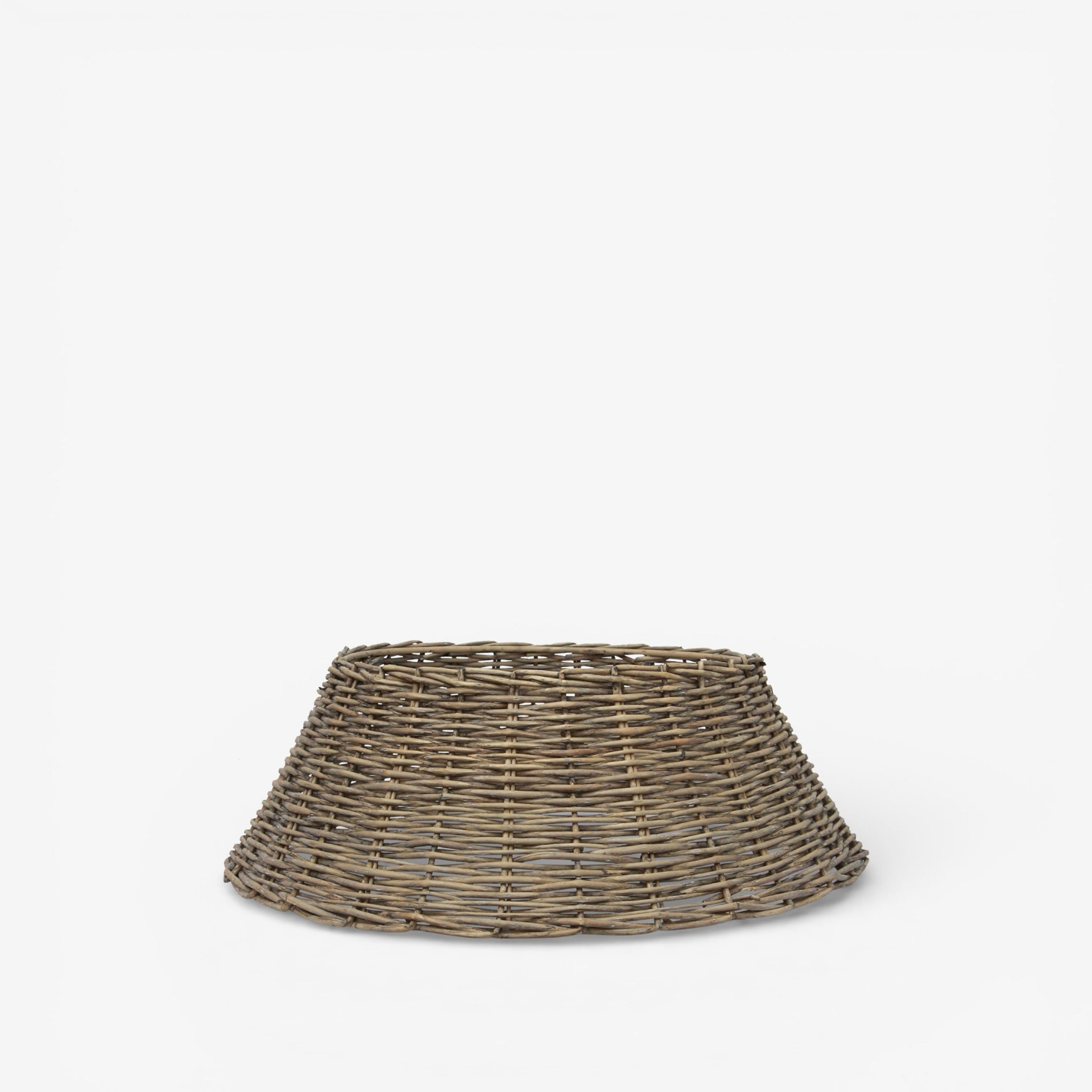 French Country Willow Tree Skirt Small
