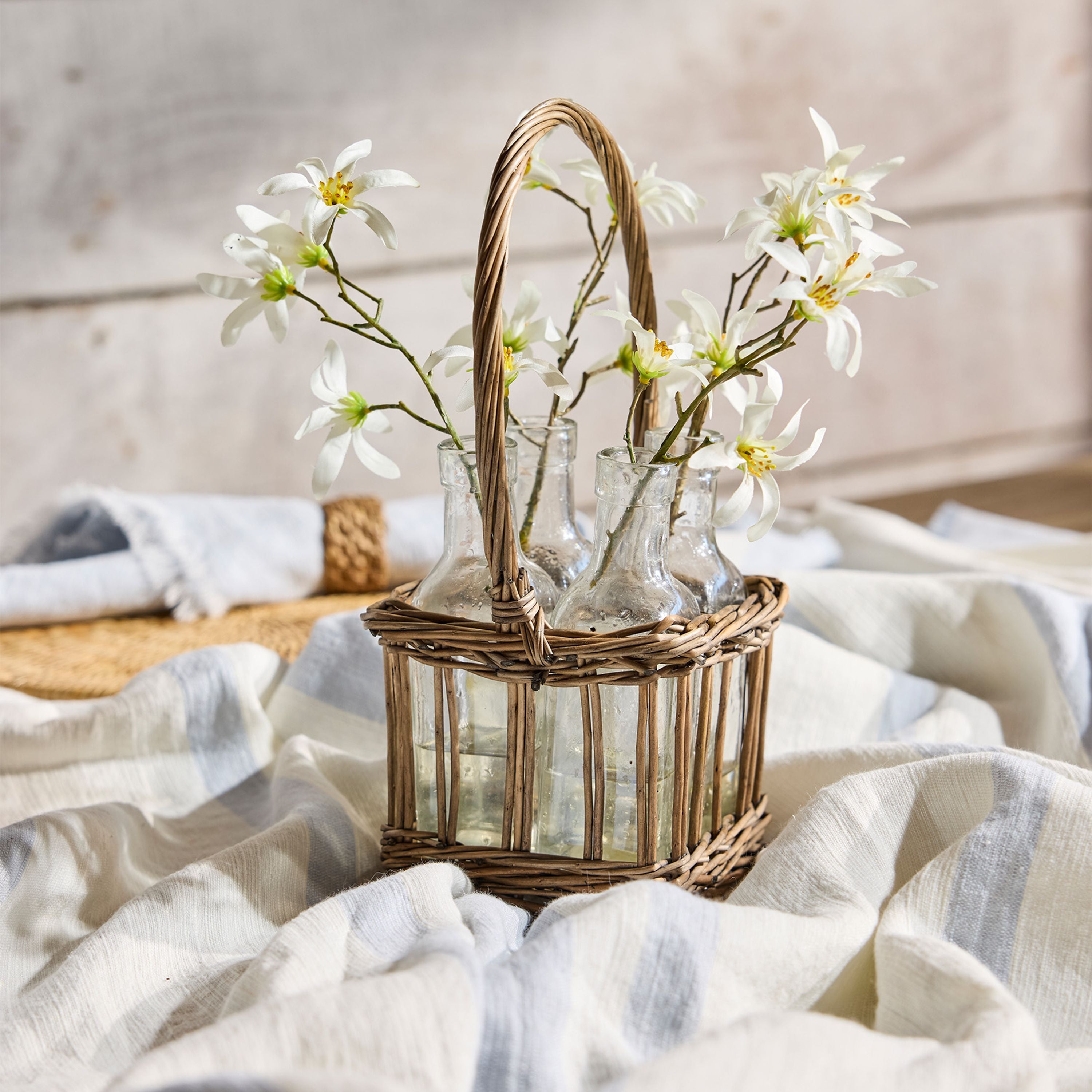 French Country Riviera 4 Glass Bottle Holder