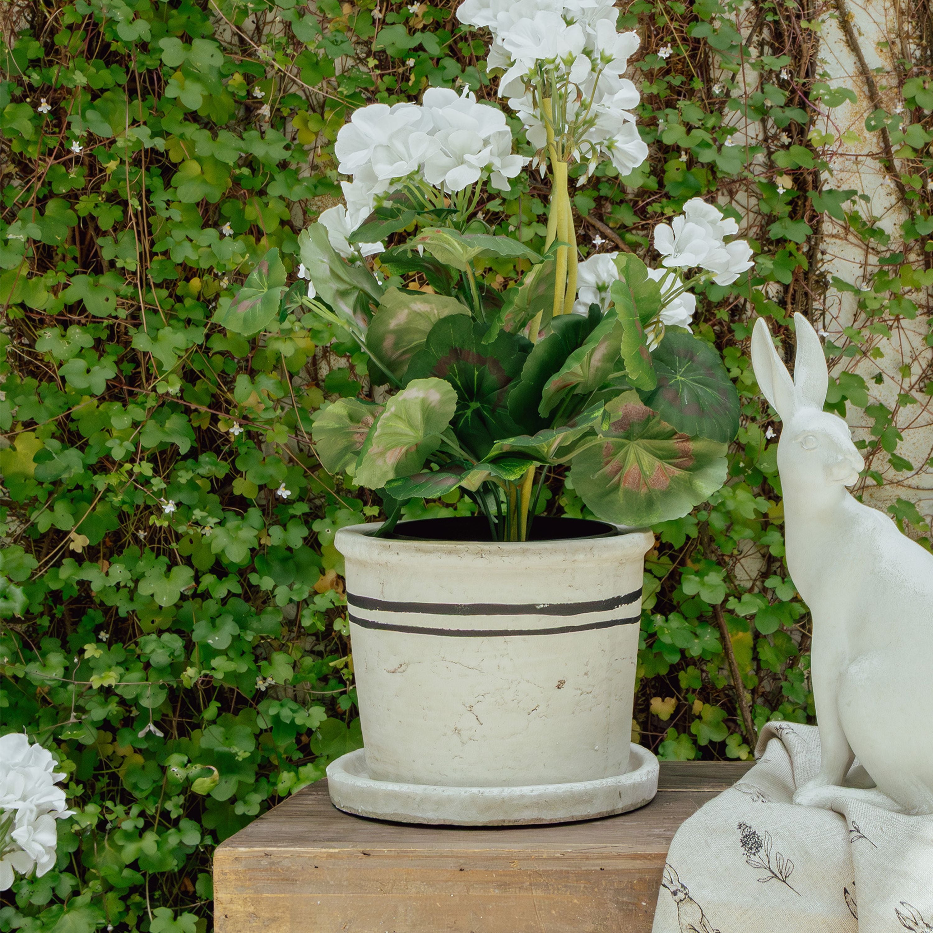 French Country Lisbon Herb Pot Medium