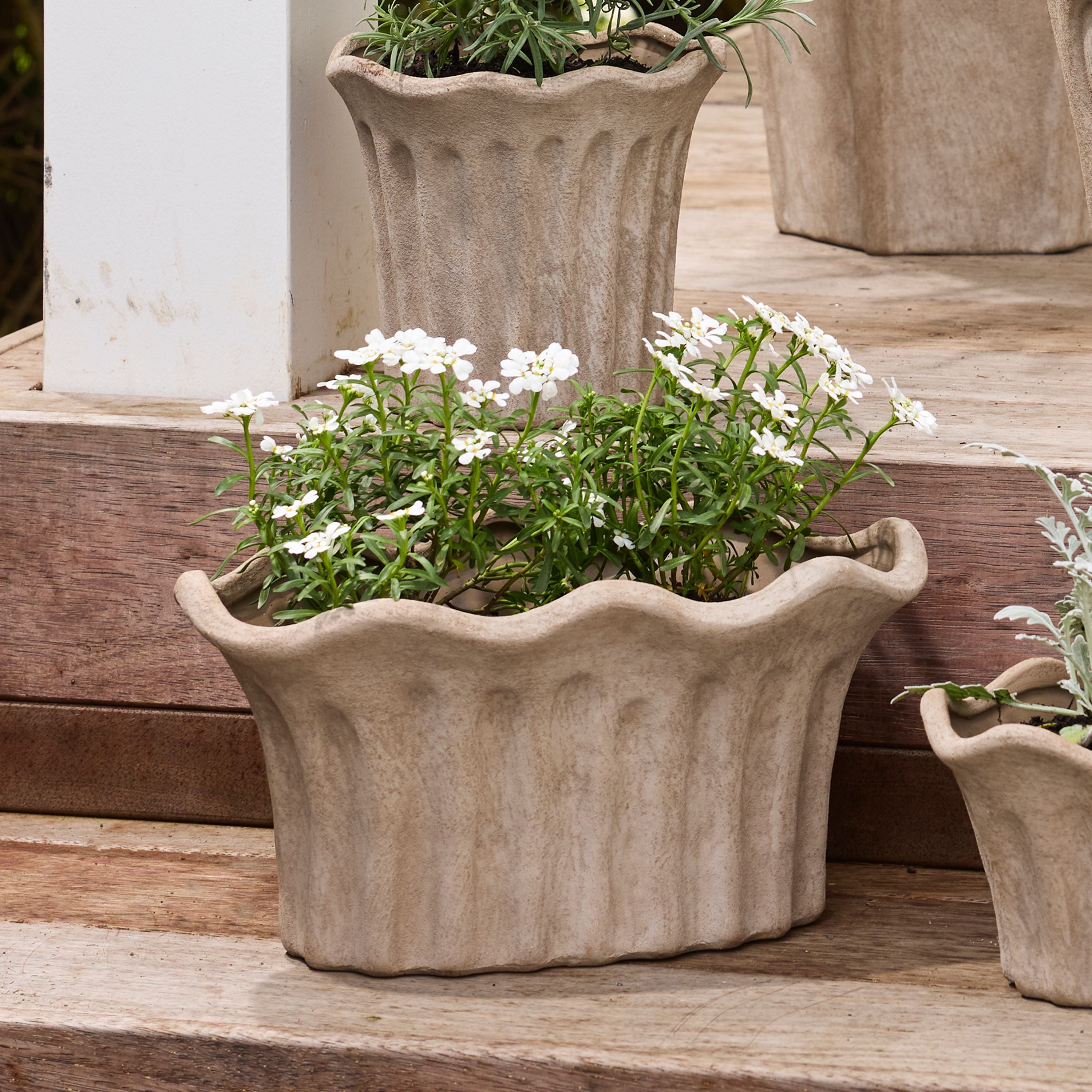French Country Terra Fluted Oval Planter Small
