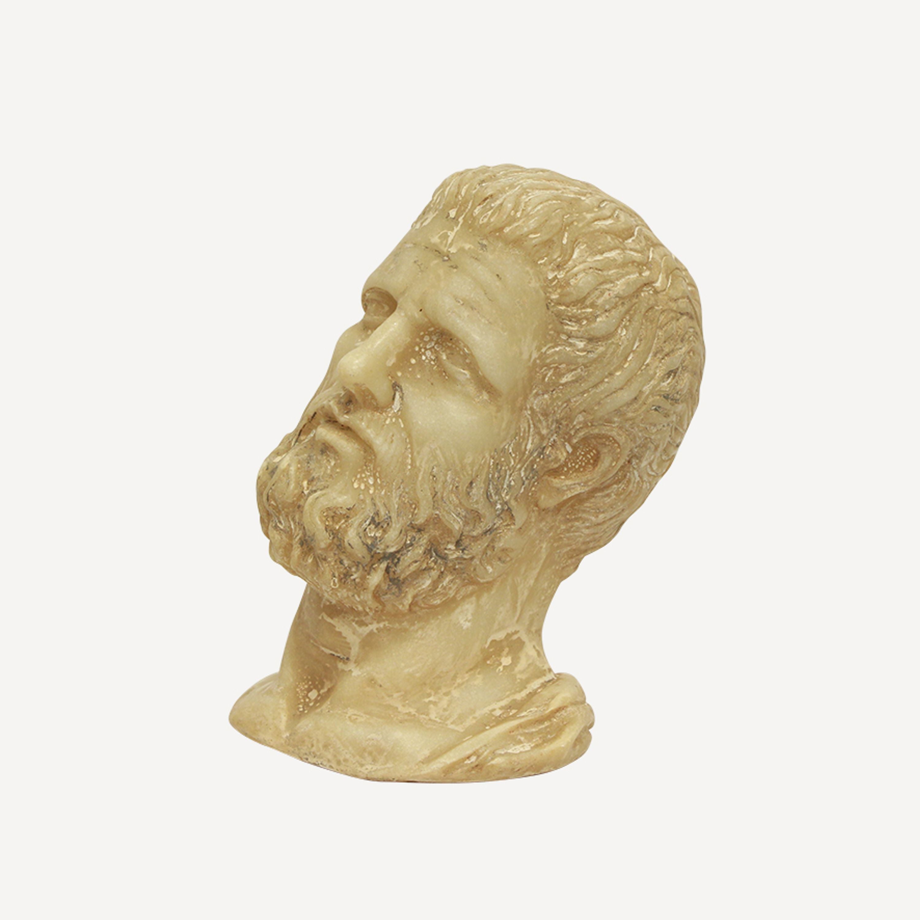 French Country Alessandro Head Décor Sitting
