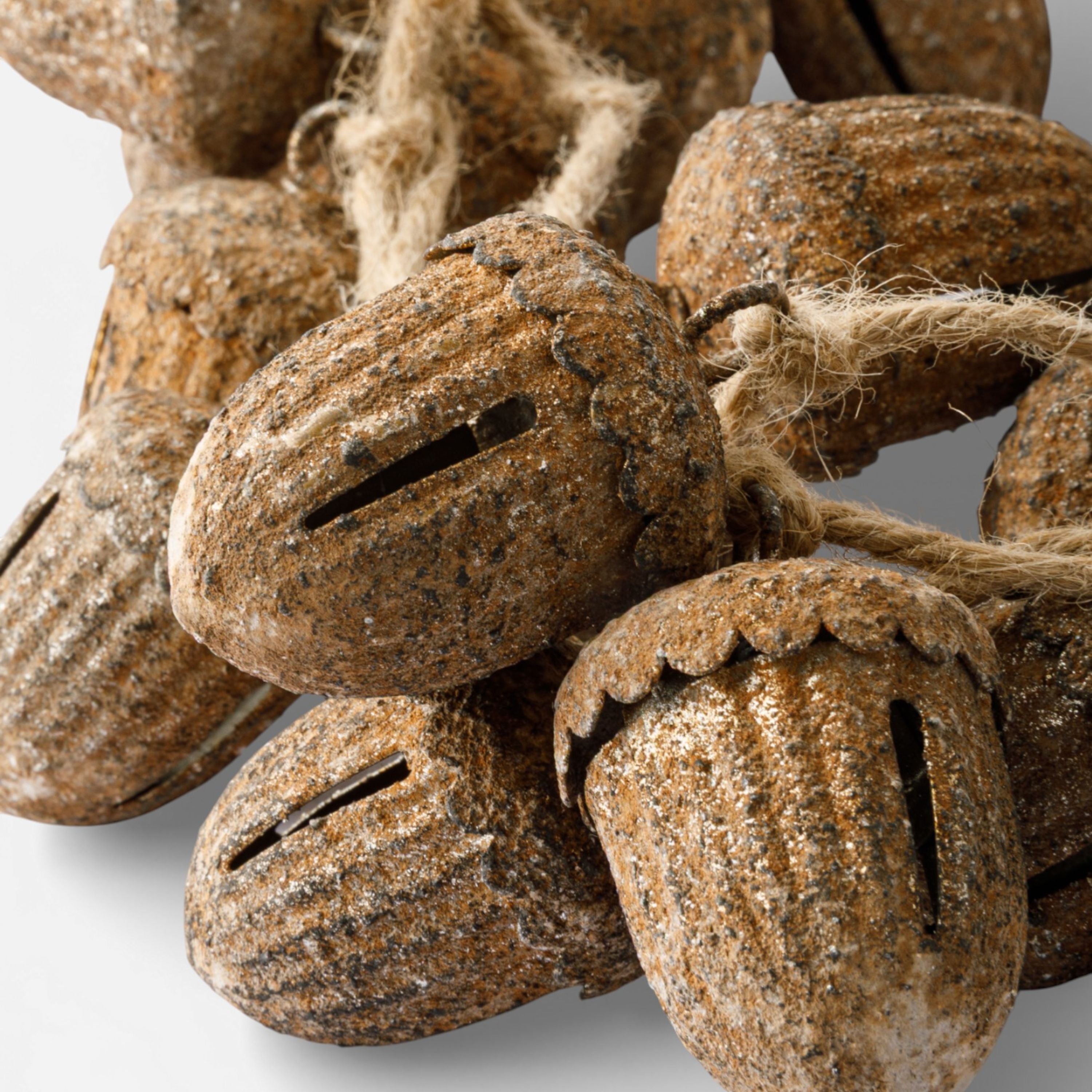 French Country Festive Acorn Garland Rust