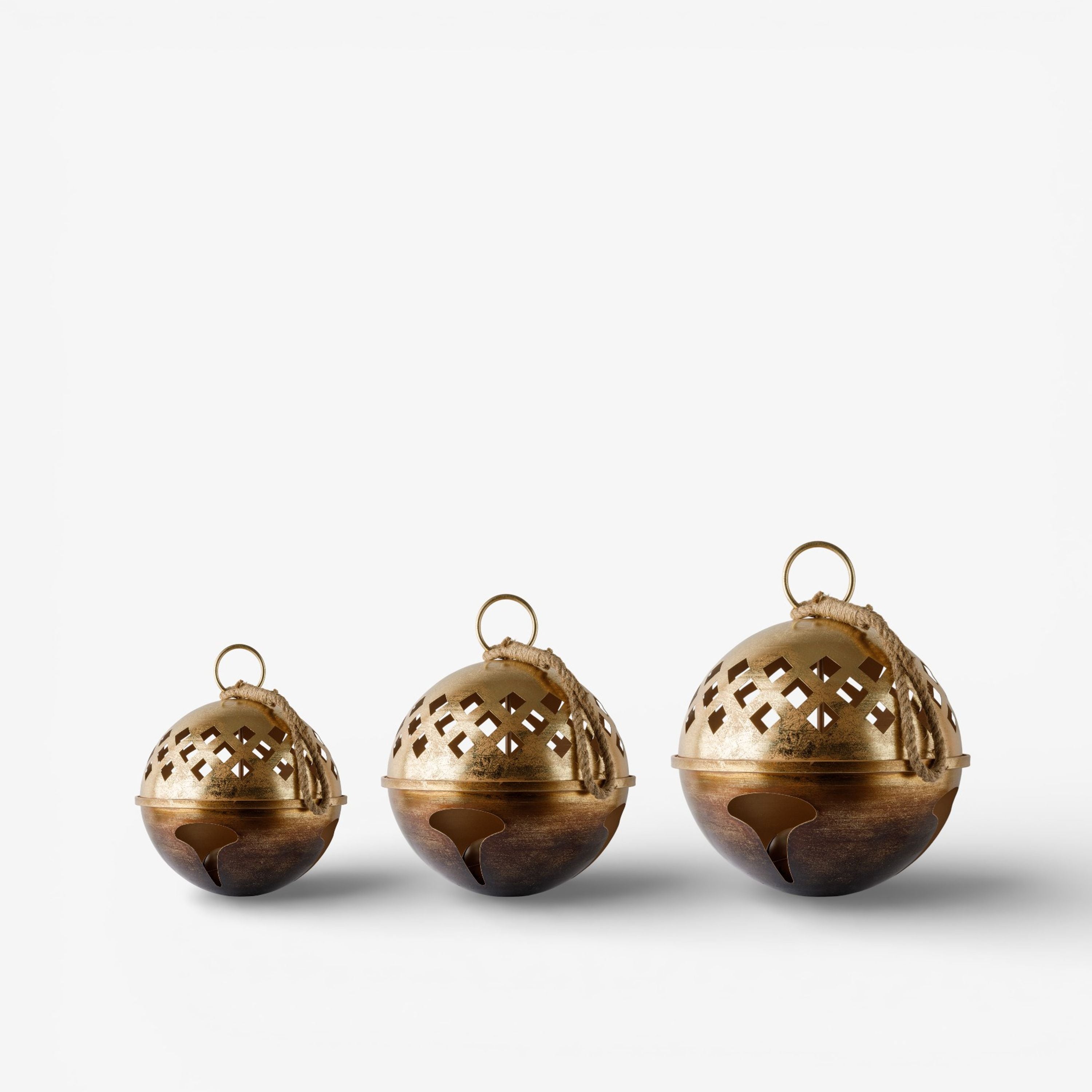 French Country Lattice Oversized Bells
