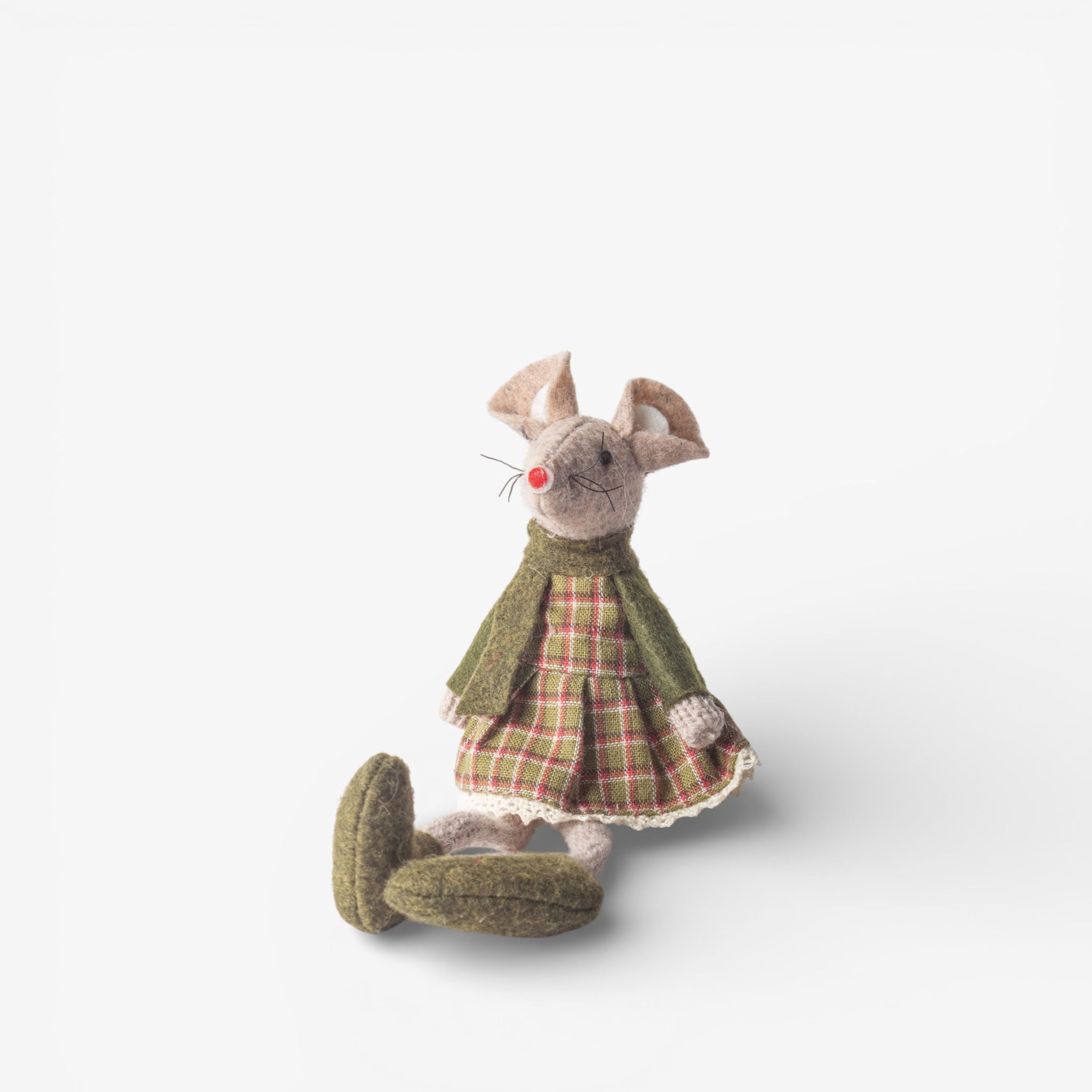 French Country Green Tilly Mouse Sitting