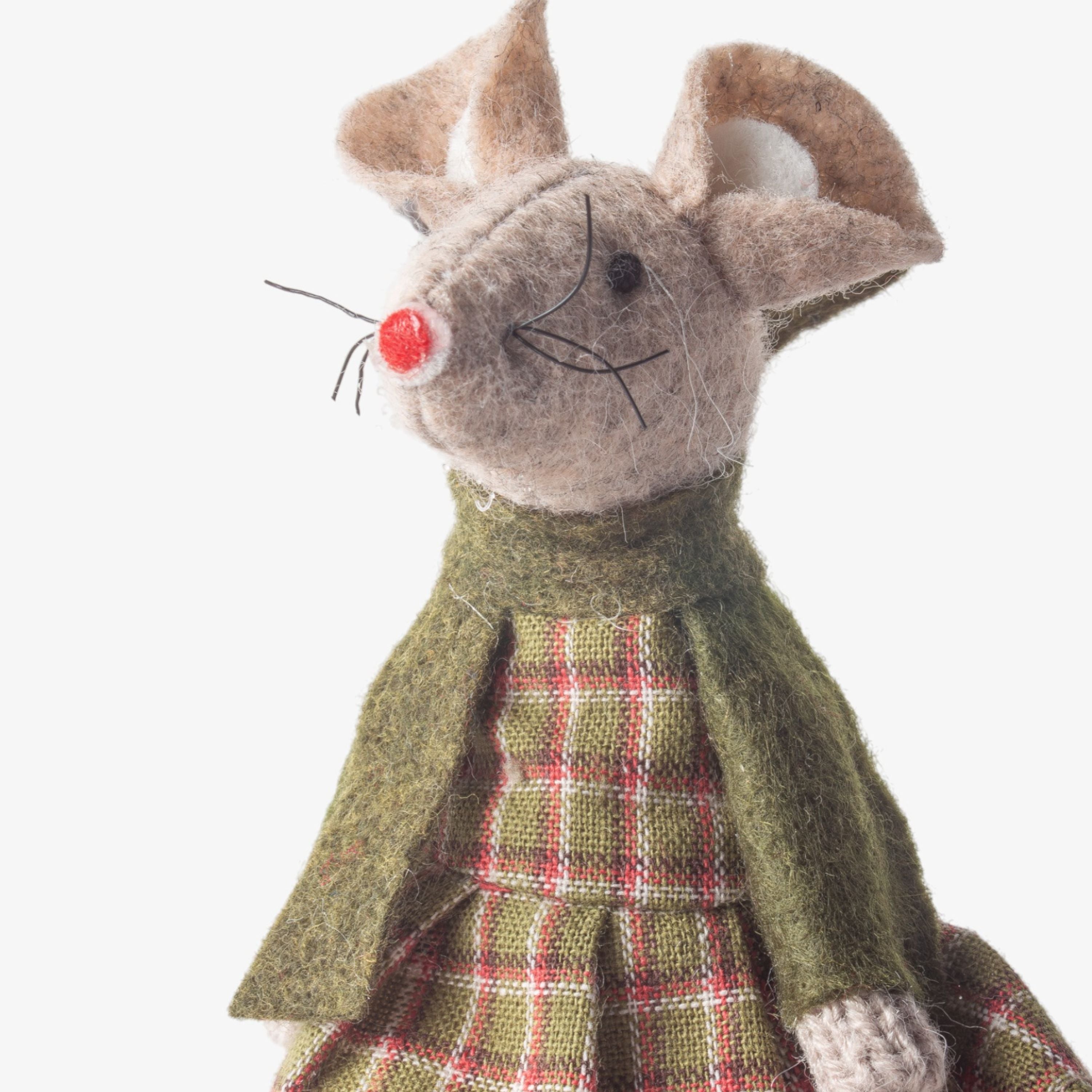 French Country Green Tilly Mouse Sitting