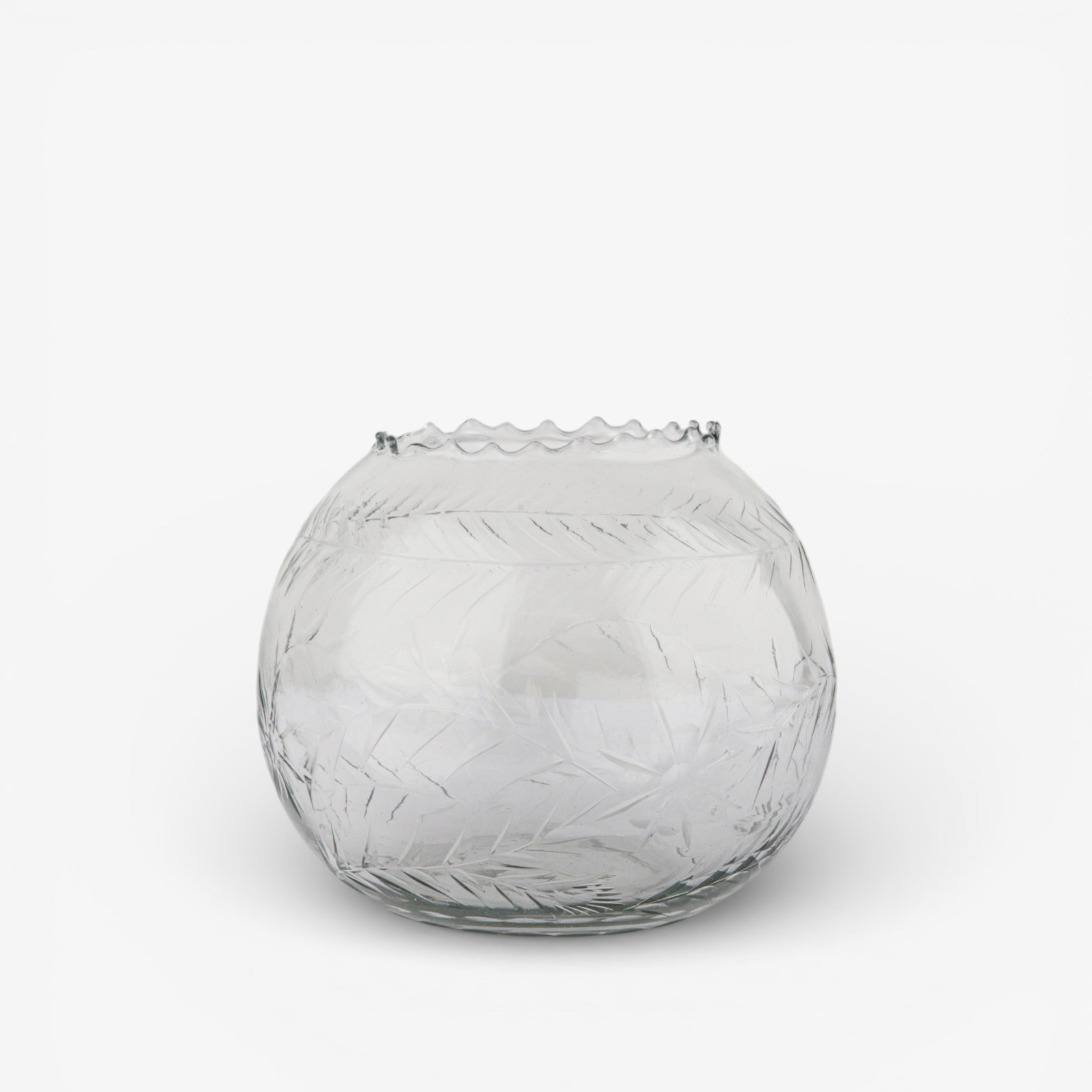 French Country Round Votive with Cutting Large
