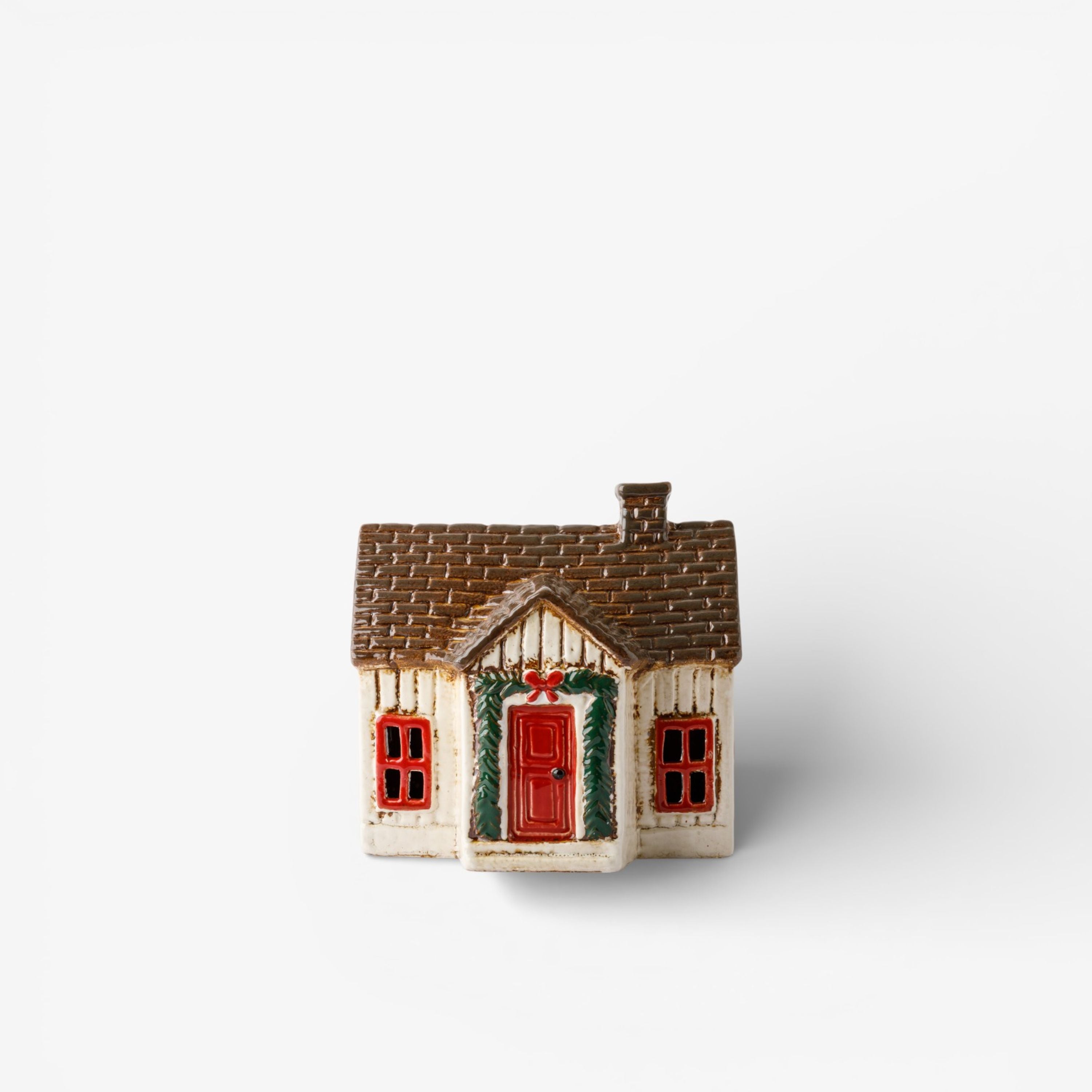 French Country Nordgard Garland Cottage