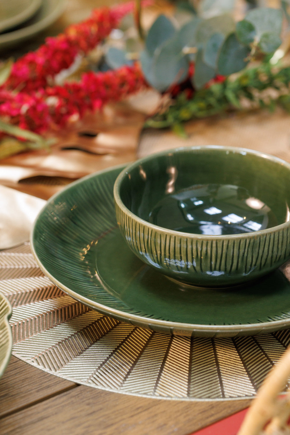 Mikasa Jardin Stoneware Dinner Set 12 Piece (Green)
