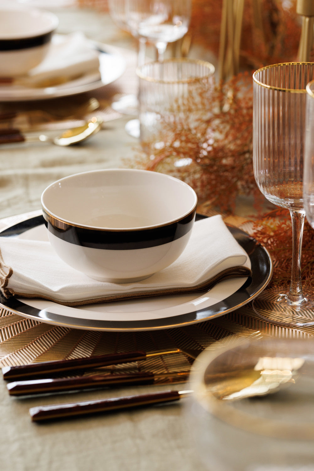 Mikasa Luxe Deco Fine China Dinner Plate Set 4 Piece 28cm