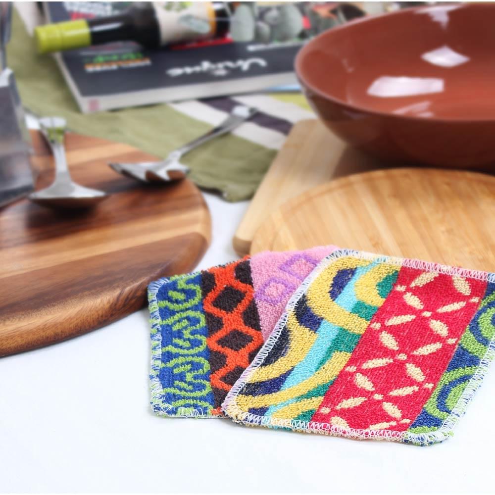 White Magic Scrubtastic Flat Pot Scrubber