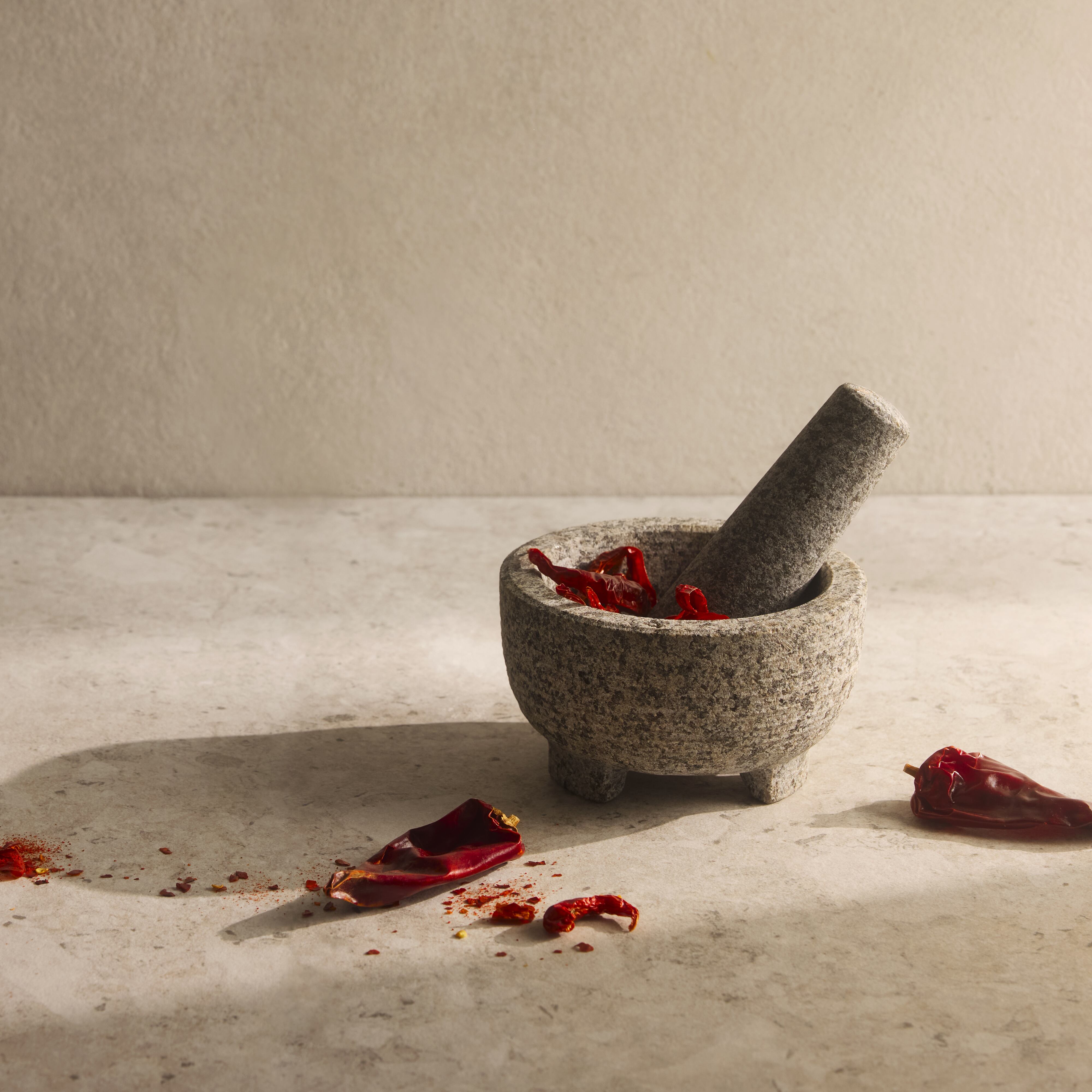 Davis & Waddell Granite Mortar & Pestle 12x12x7cm Grey