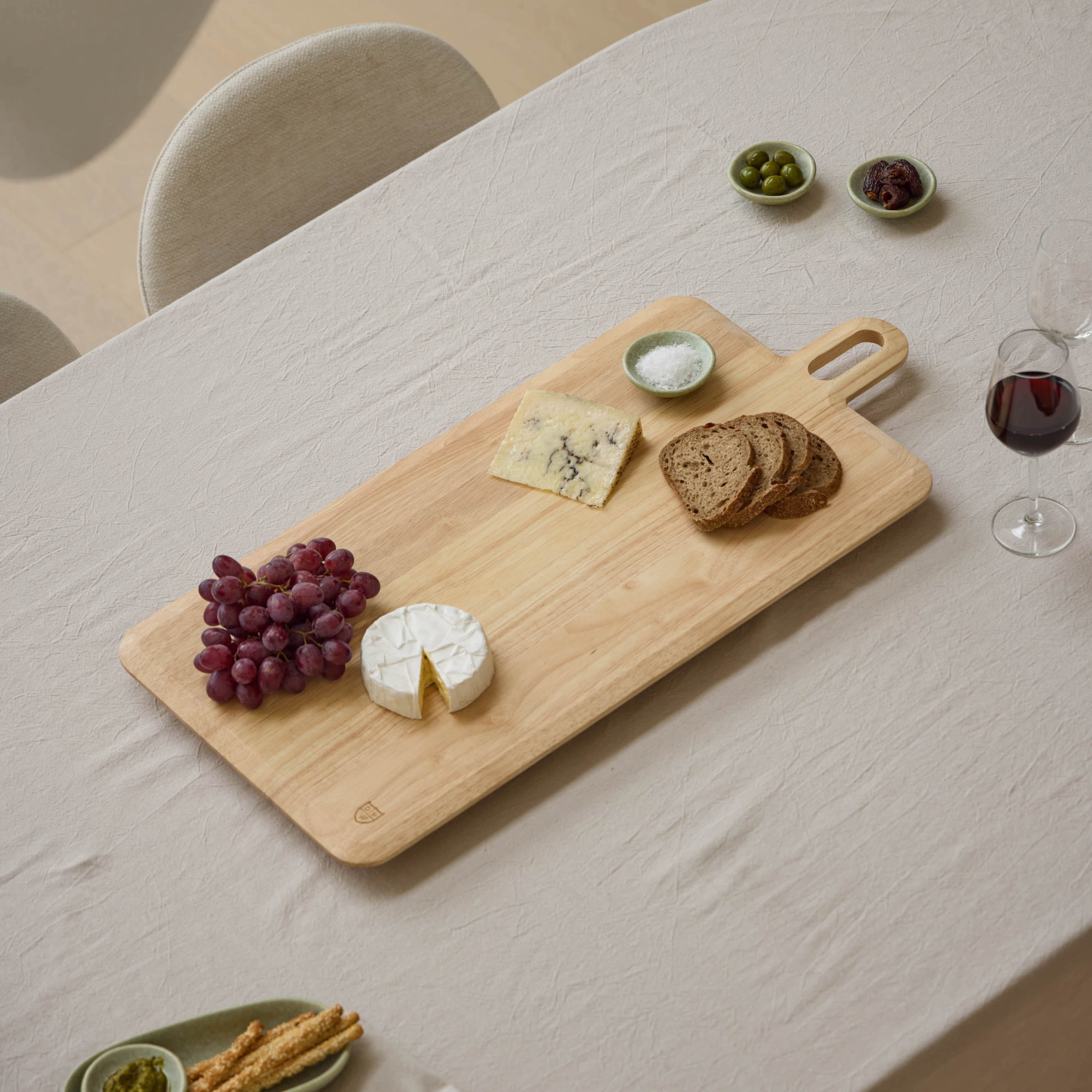 Davis & Waddell Harvest Raised Rectangle Grazing Board Natural