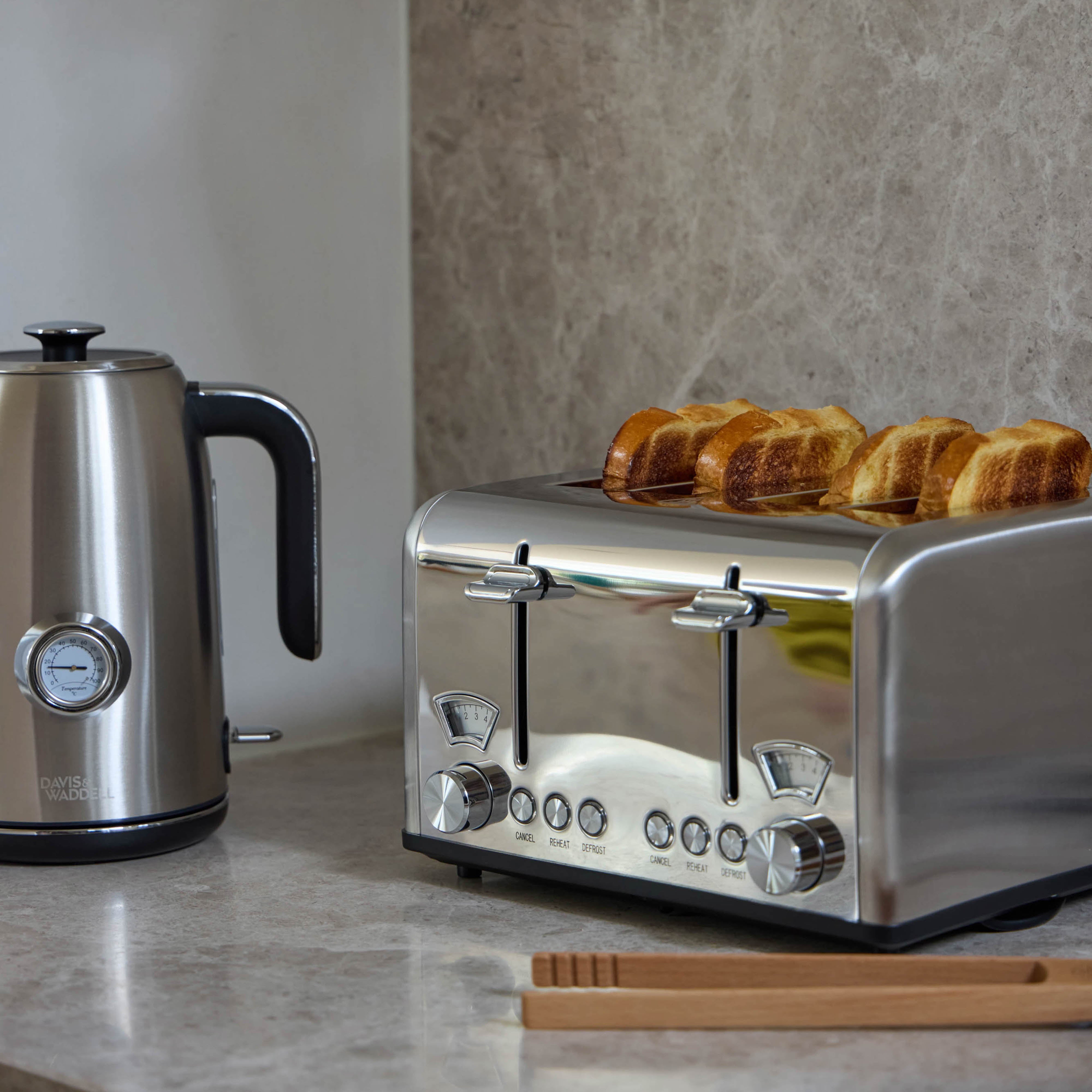 Davis & Waddell Newbury Vintage 4 Slice Toaster Stainless Steel