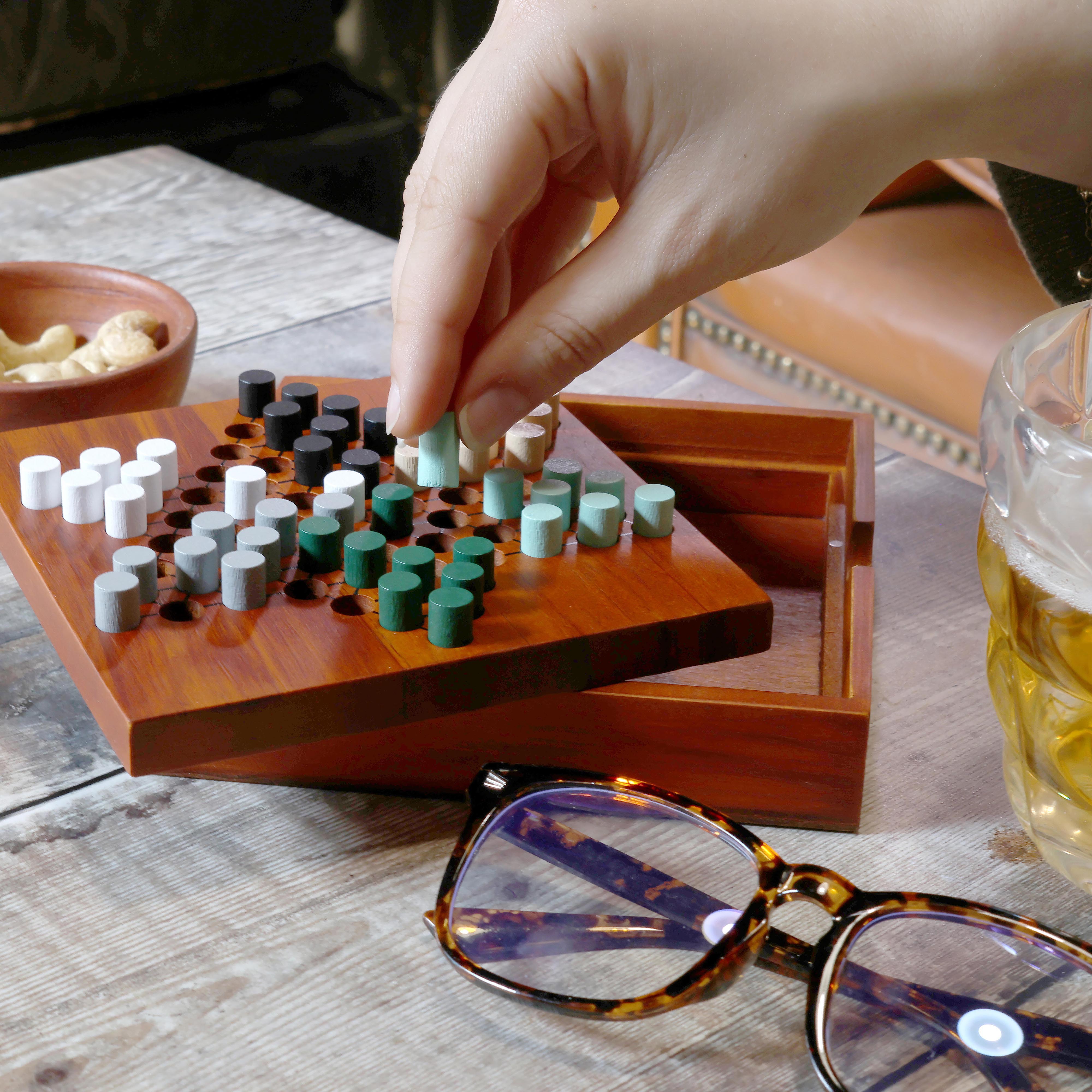 Luckies Iron & Glory Chinese Checkers