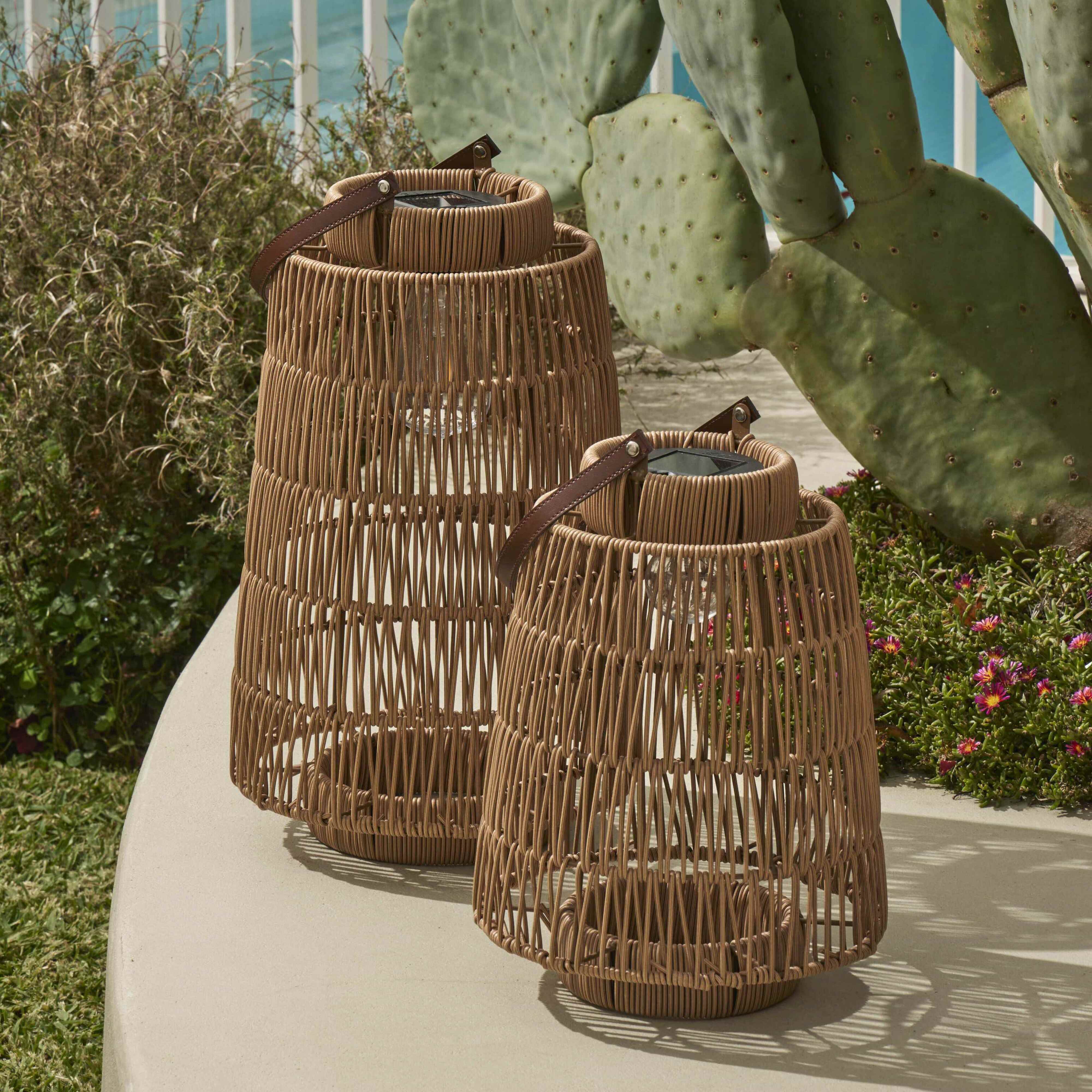 Rogue Atlas Solar Lantern 25x25x45cm Brown