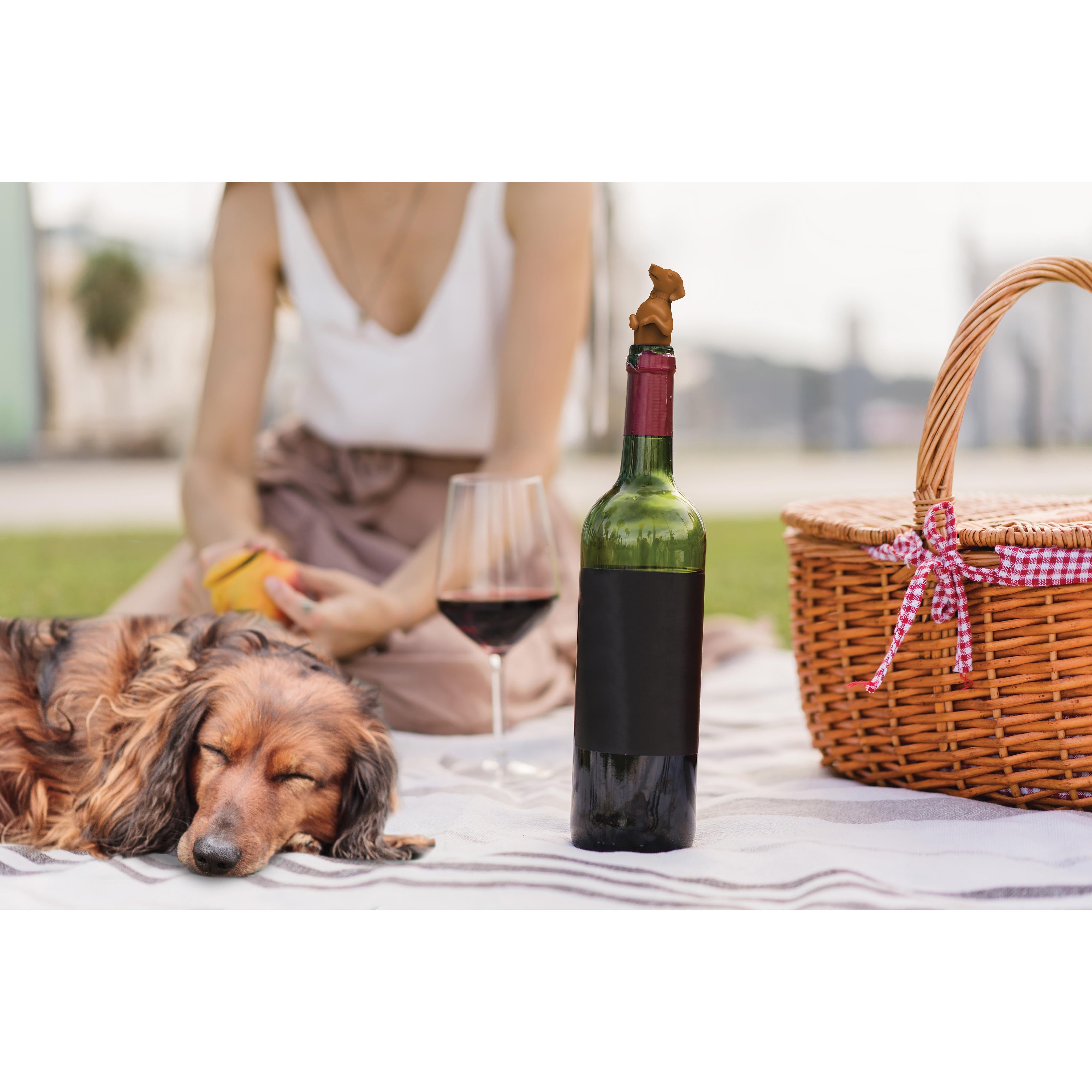 Fred Winer Dog Bottle Stopper Brown