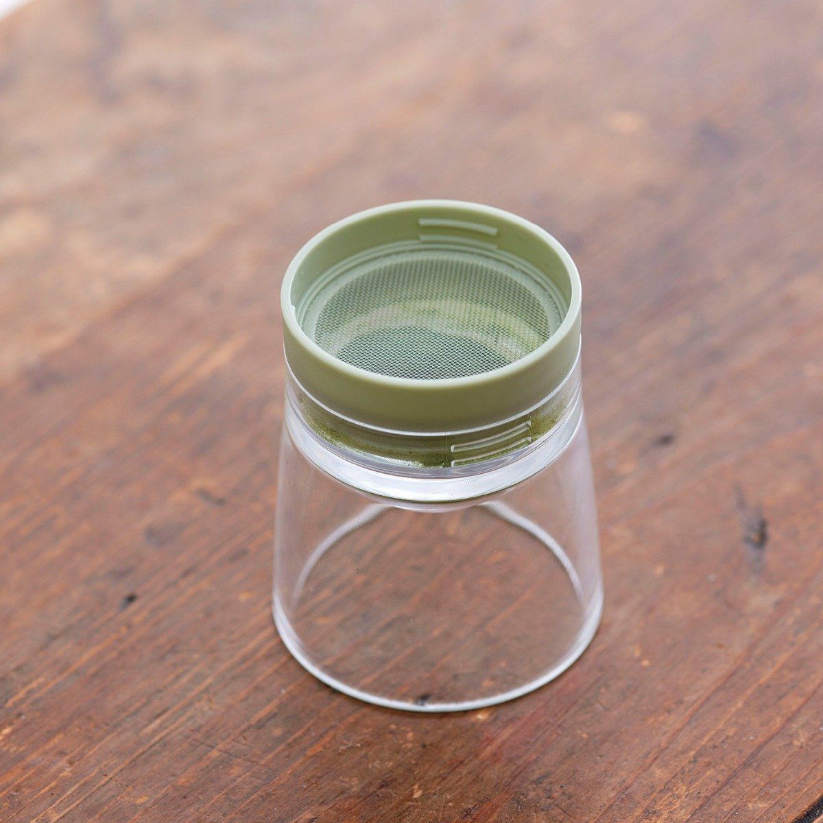 Hario Chaco Tea Mill with Mesh Sifter