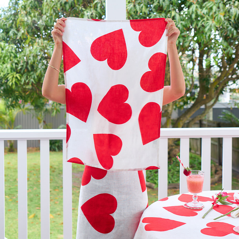 Annabel Trends Linen Tea Towel Love Heart