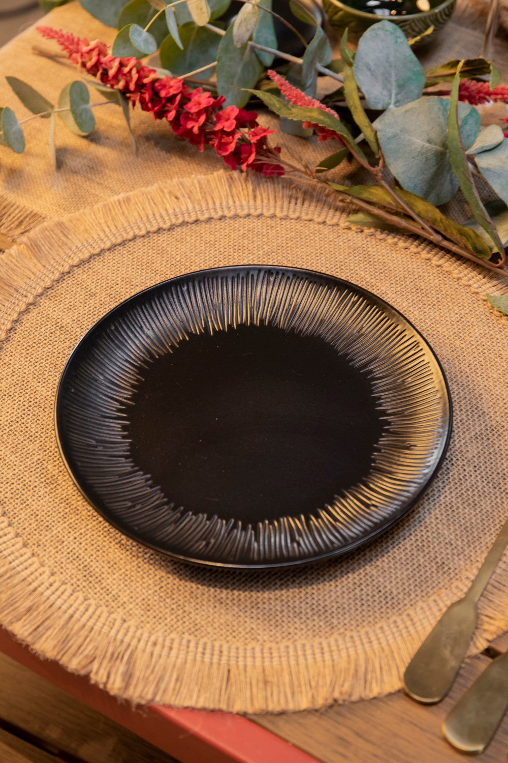 Mikasa Hessian Round Placemat Set 4 Piece 38cm (Natural)