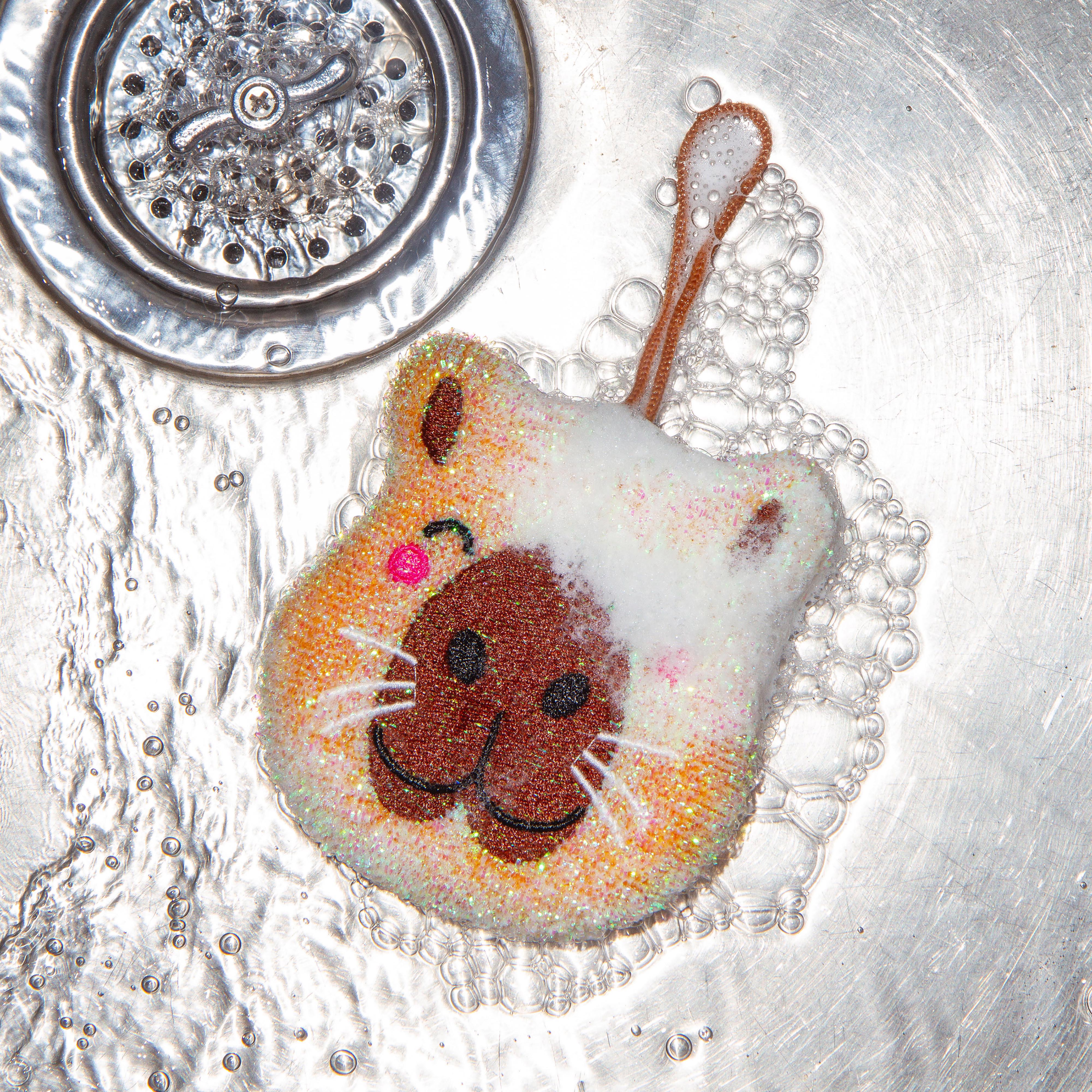 Kikkerland Capybara Scrub Sponge 2 Piece Set Multi-Coloured