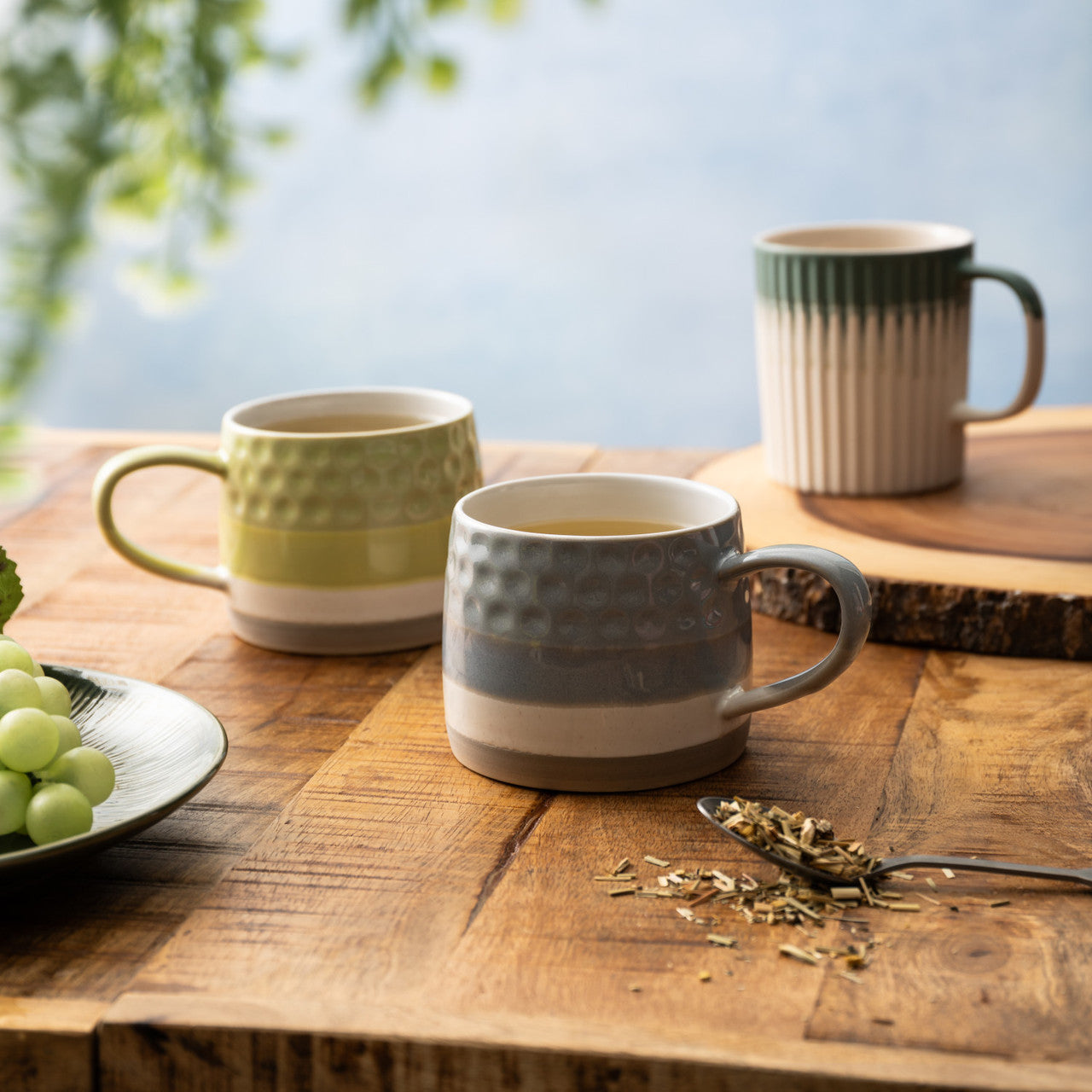 Mikasa Stoneware Mug 410ml (Green Textured)