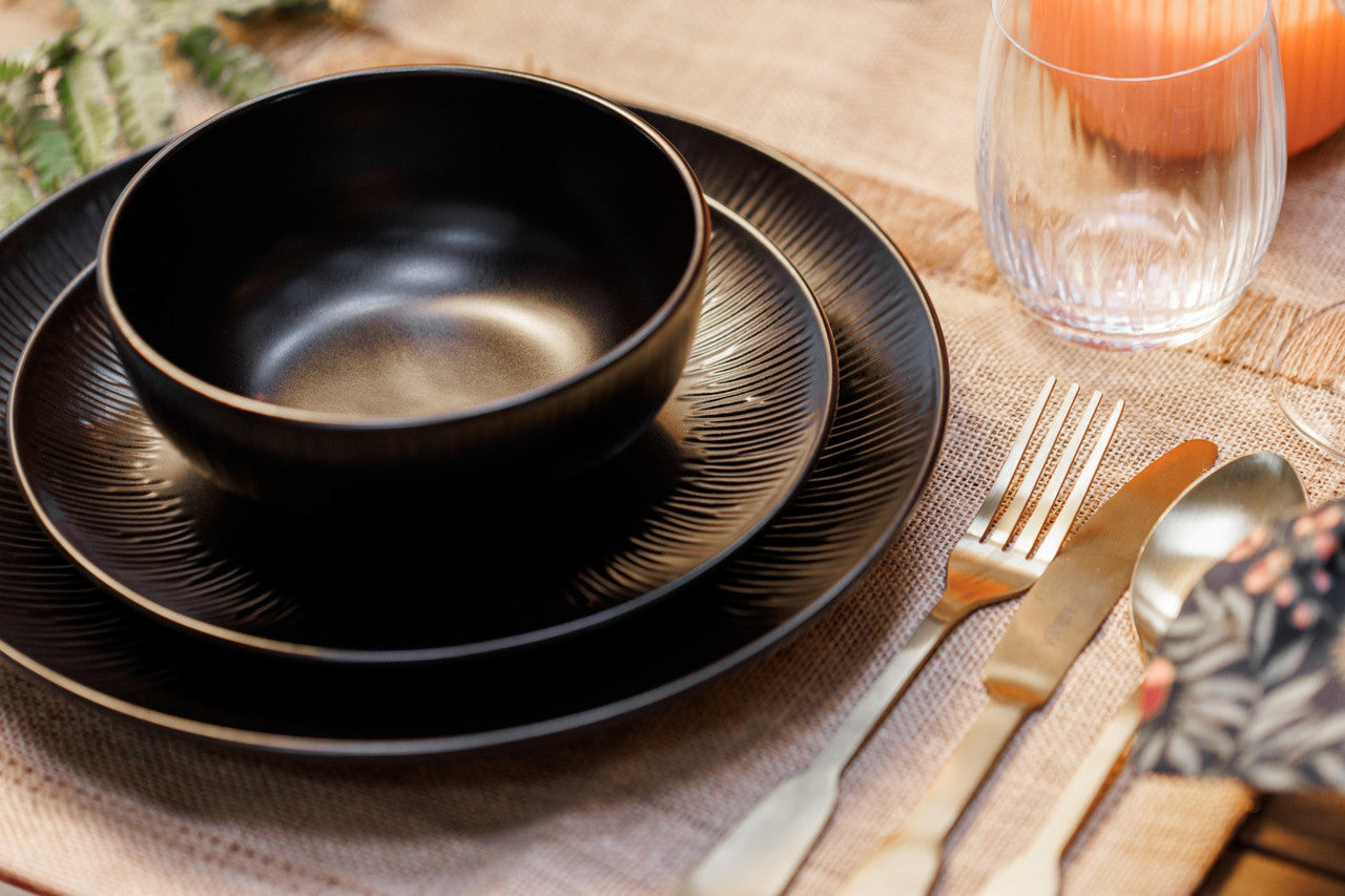 Mikasa Jardin Midnight Stoneware Dinner Set 12 Piece (Black)