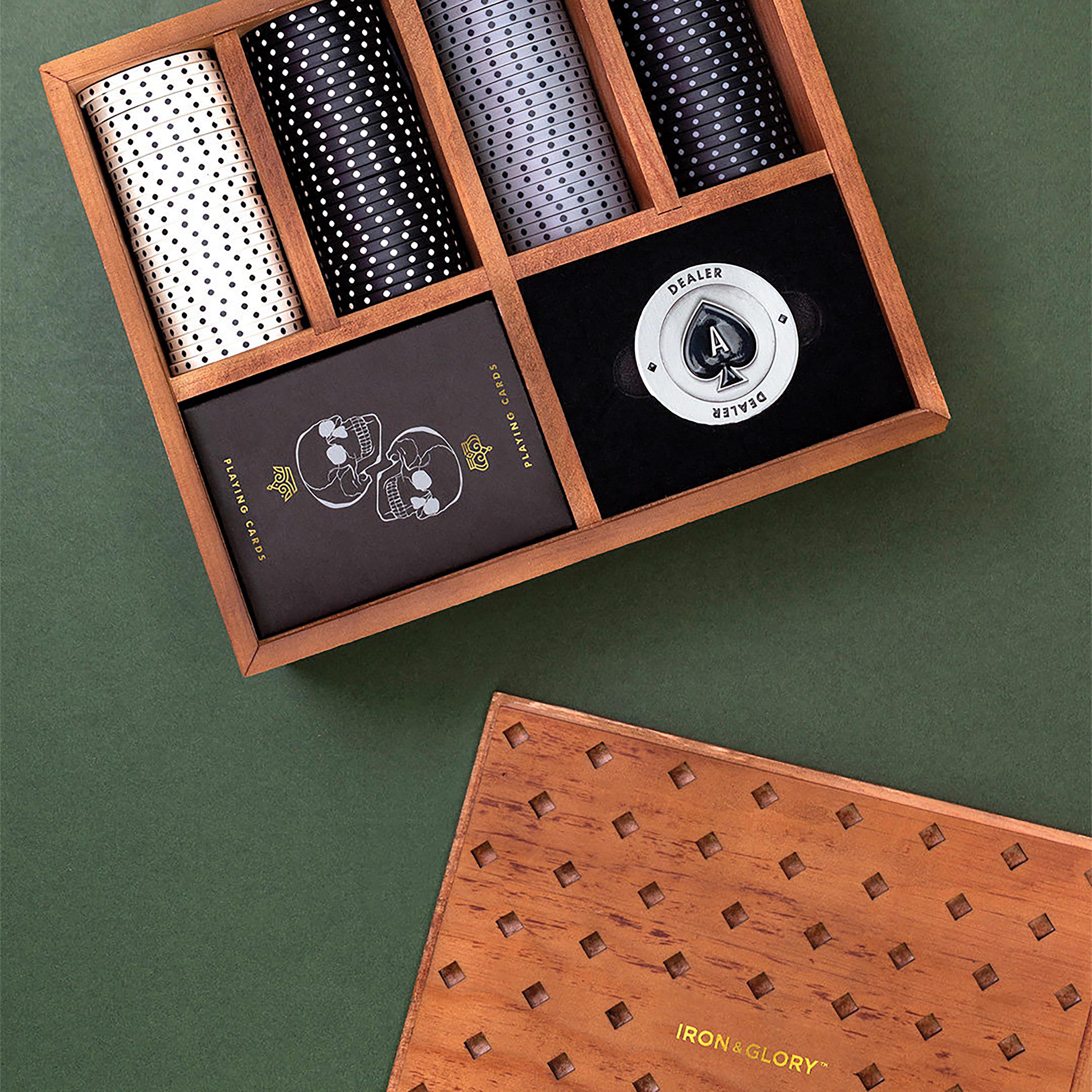 Luckies Iron & Glory Dead Man's Hand Poker Set