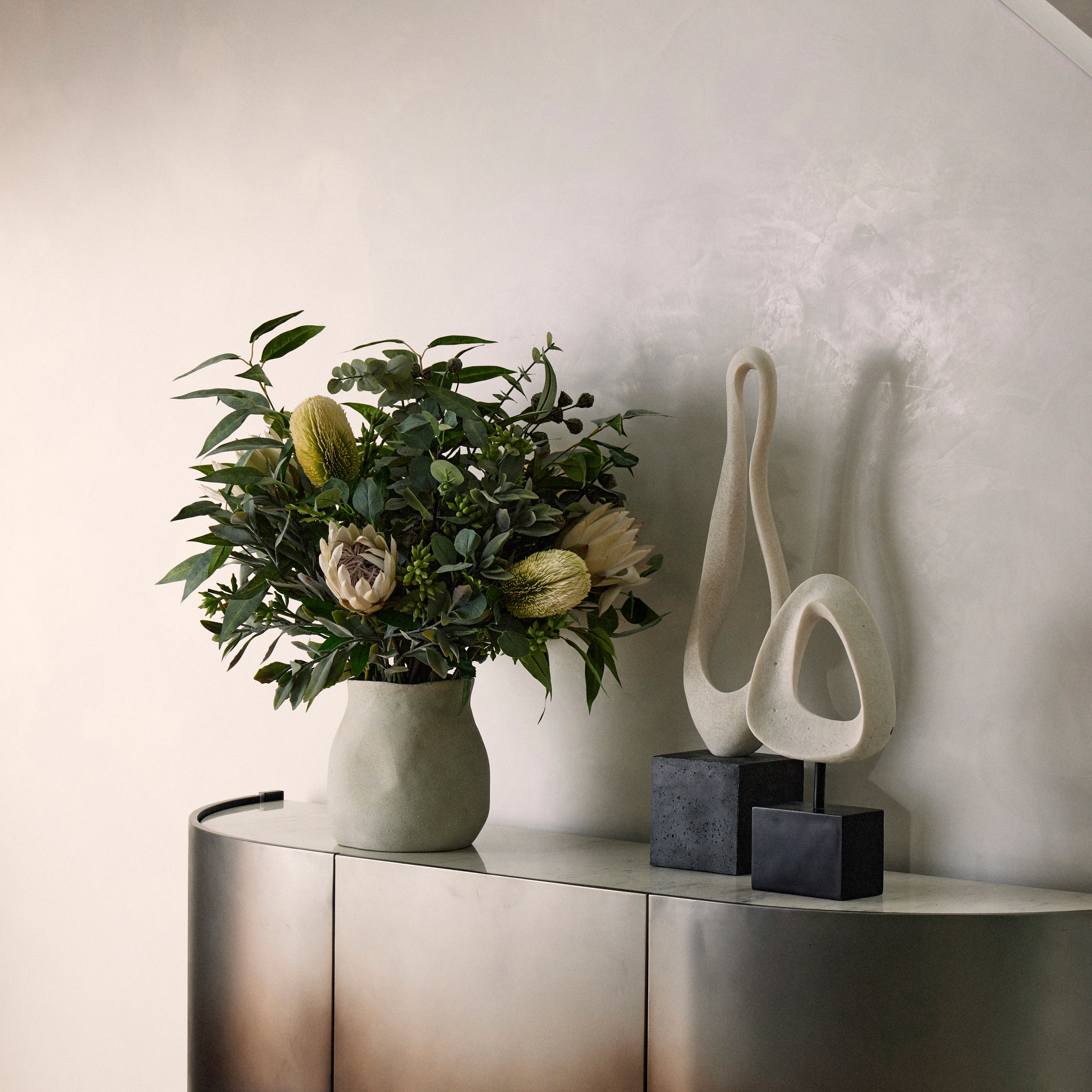 Grand Designs Ryland Sculpture Off White & Black