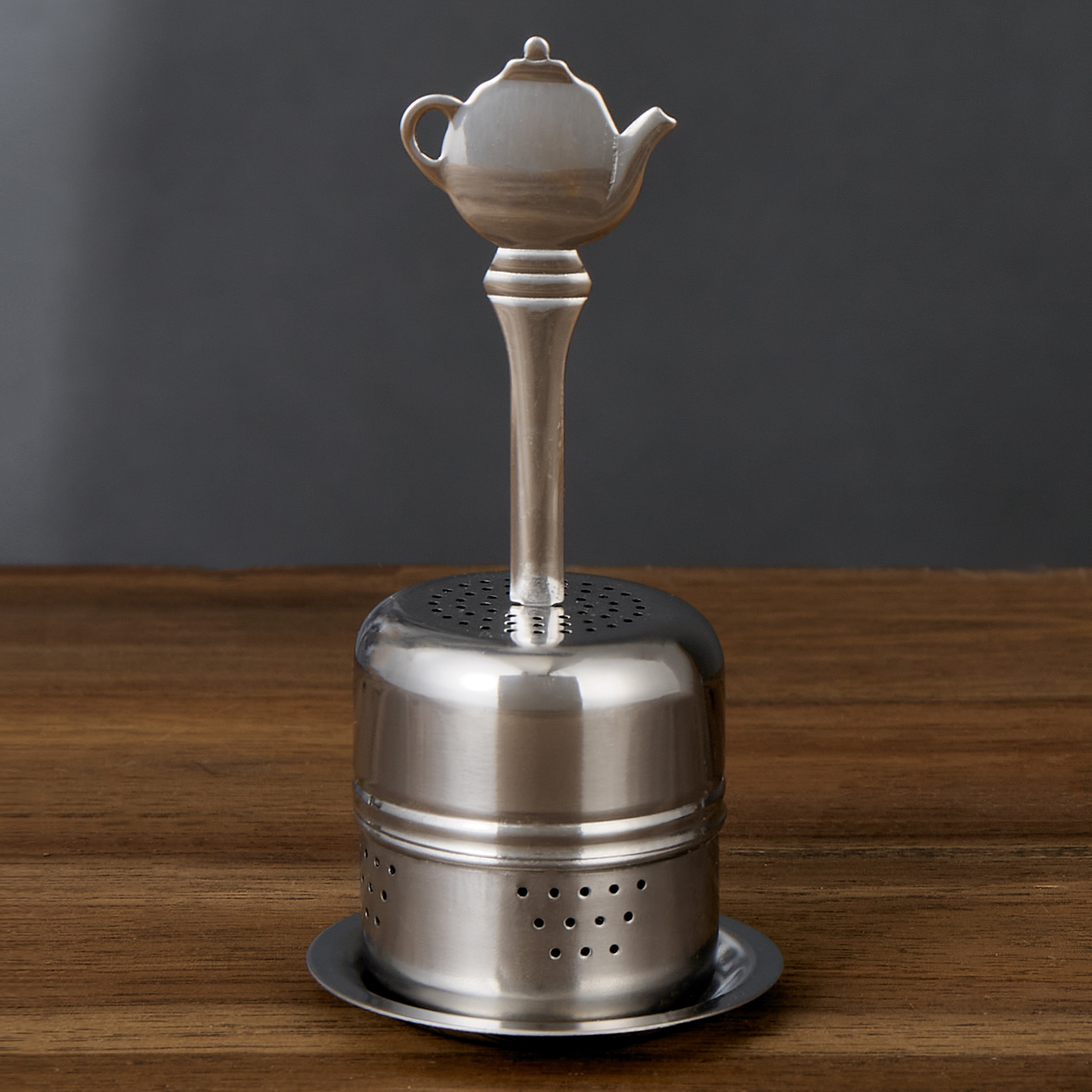Leaf & Bean Tea Infuser Ball With Handle Silver
