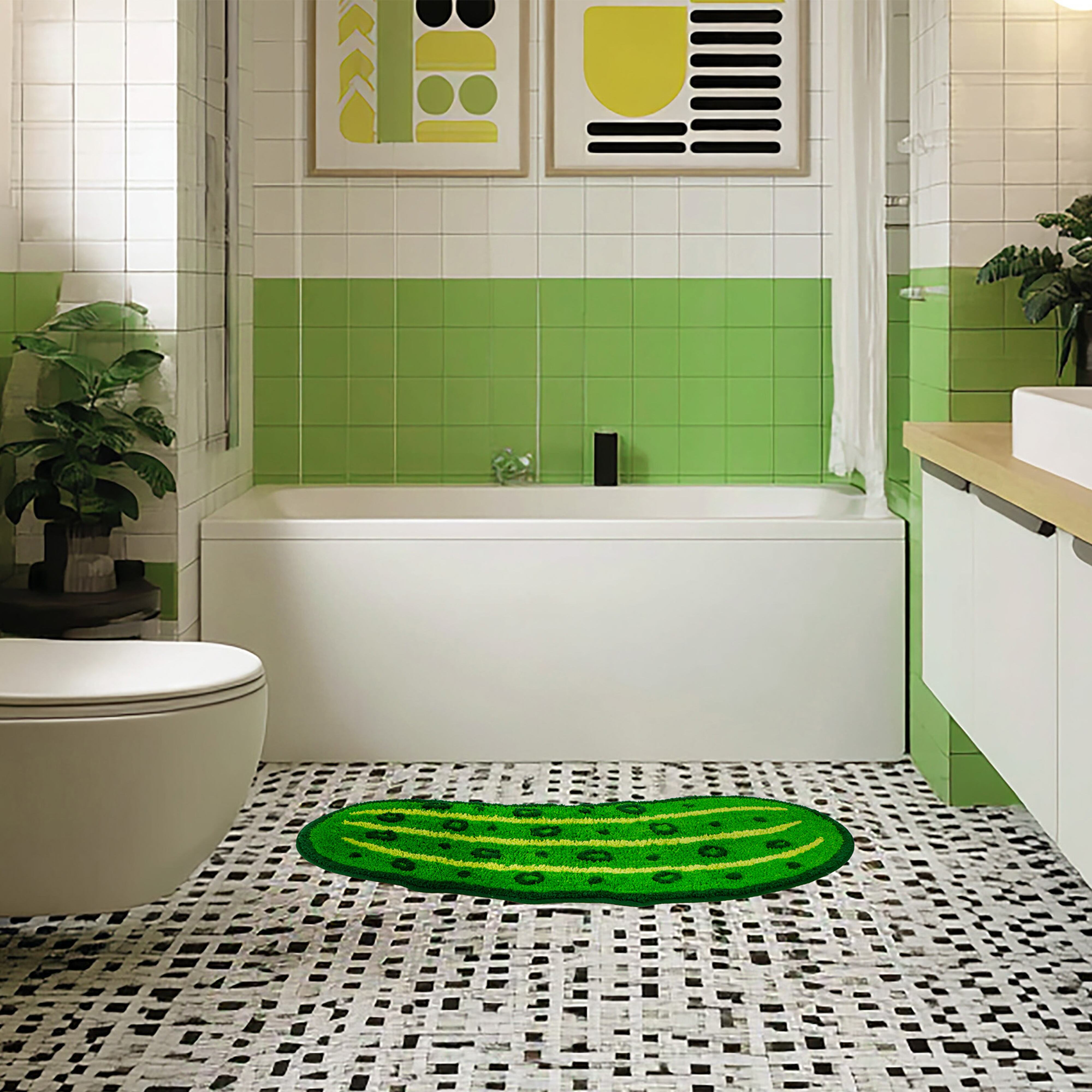 Kikkerland Pickle Bath Rug Green