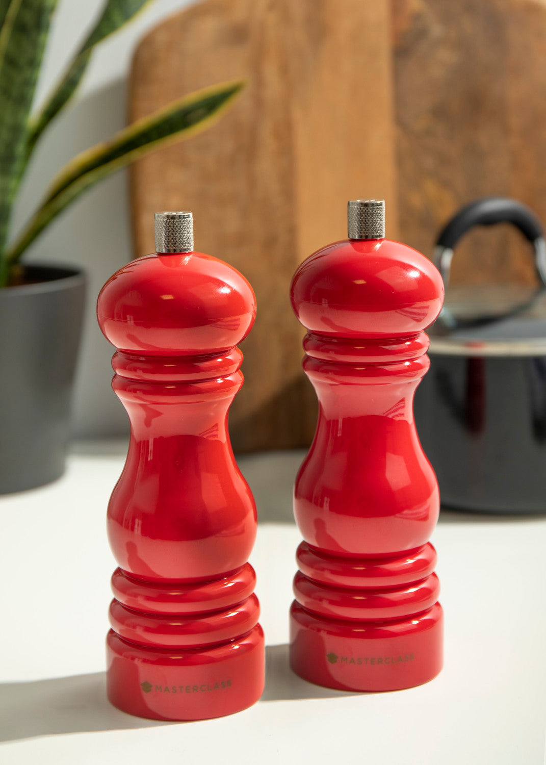 MasterClass Salt & Pepper Mill 17cm (Red)