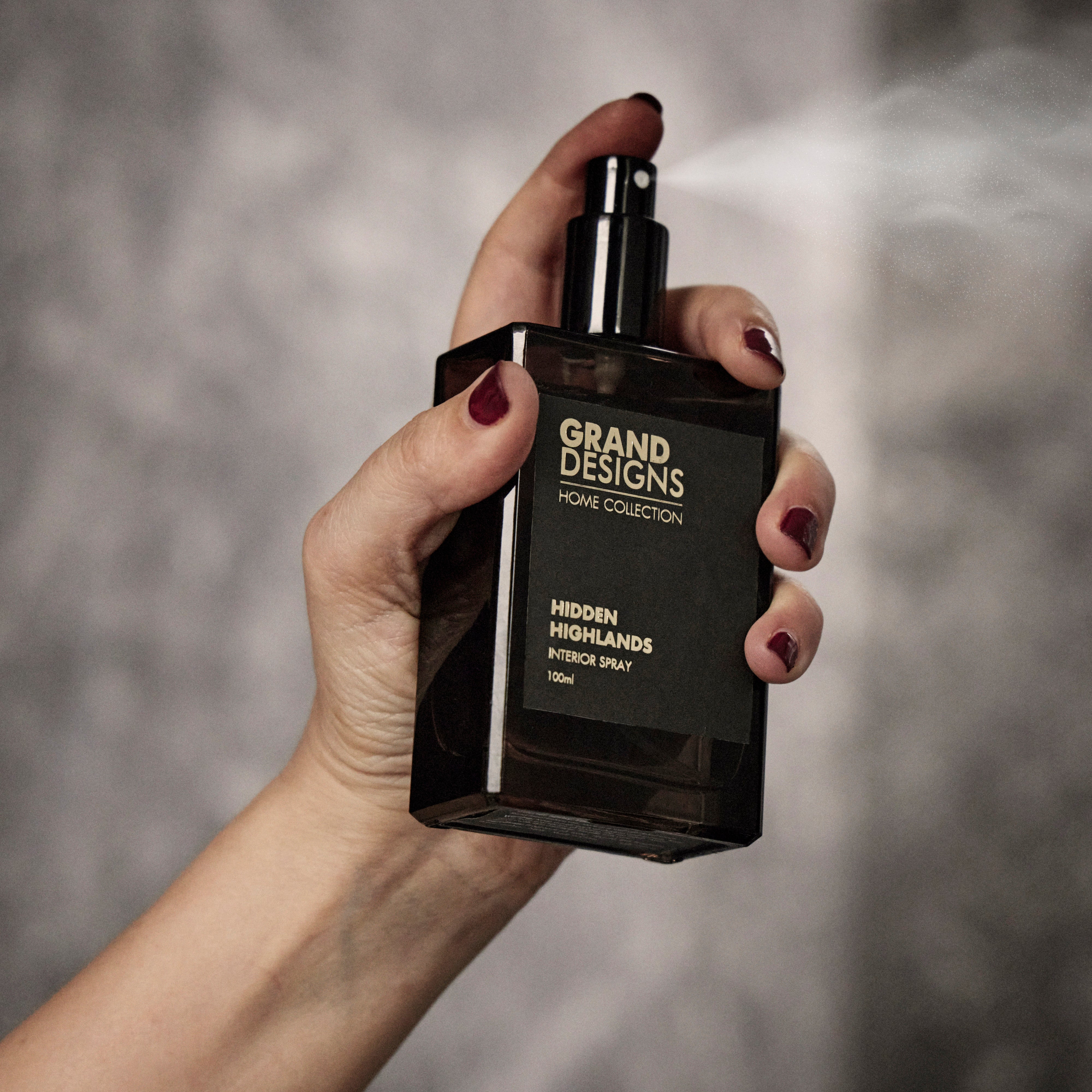 Grand Designs Hidden Highlands Scented Interior Spray 100ml Black