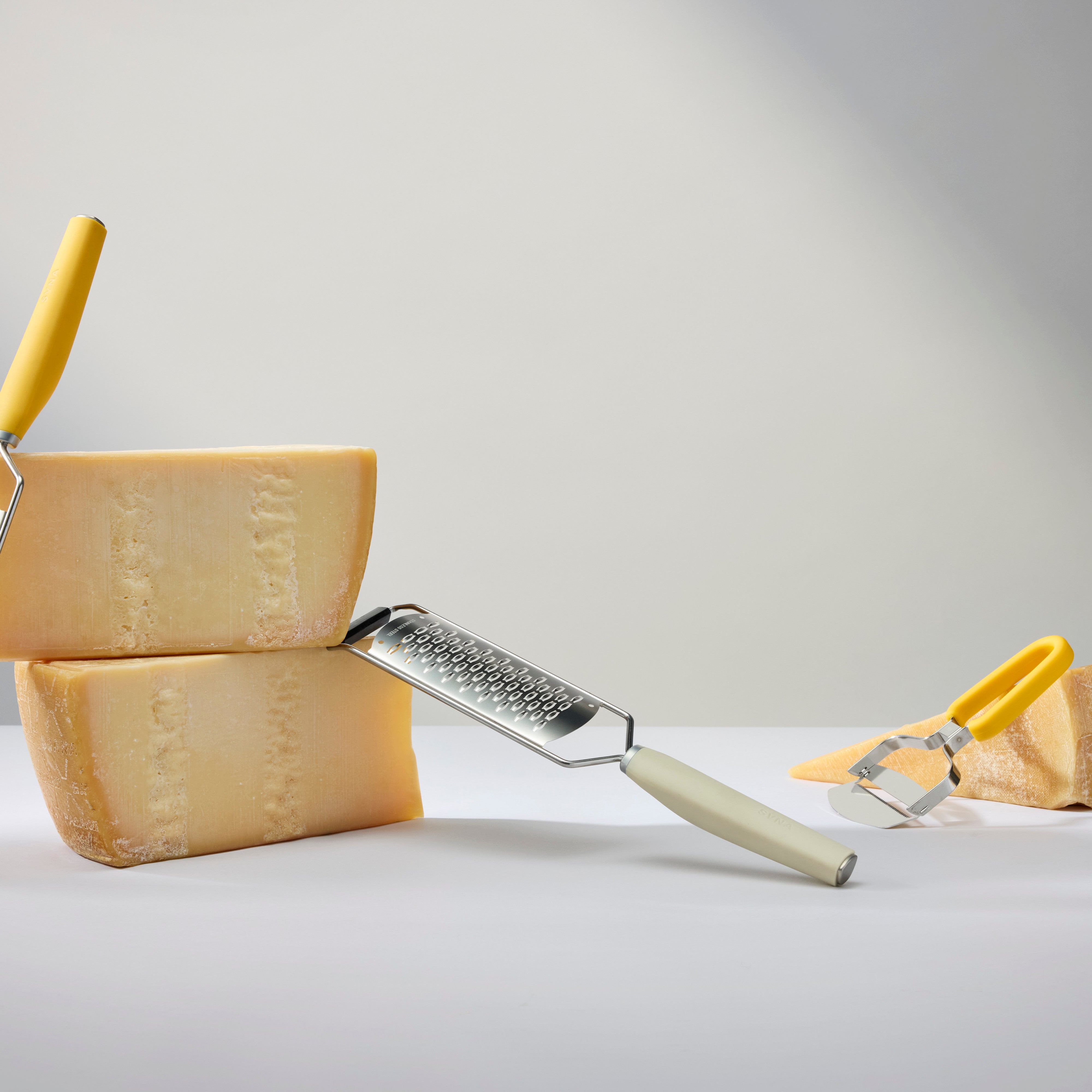 SVNA Premium Stainless Steel Acid Etched Ribbon Grater Cream