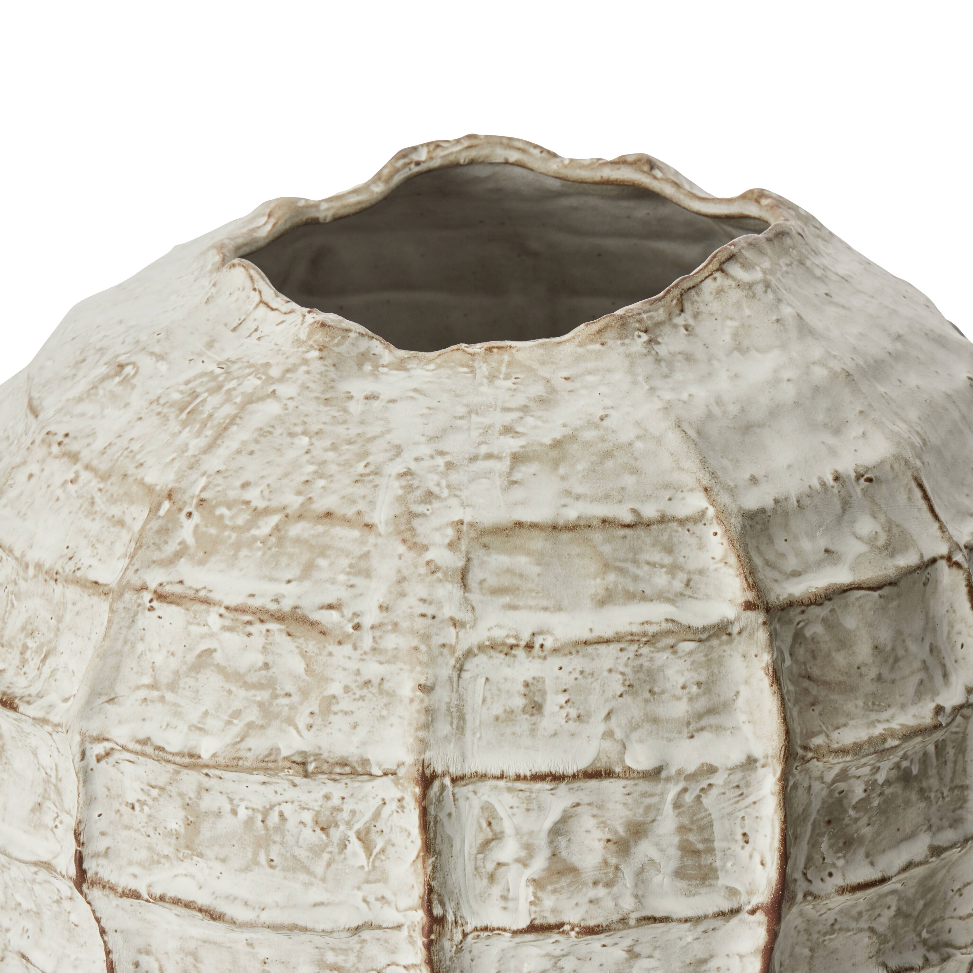 Grand Designs Marlo Vase Off White